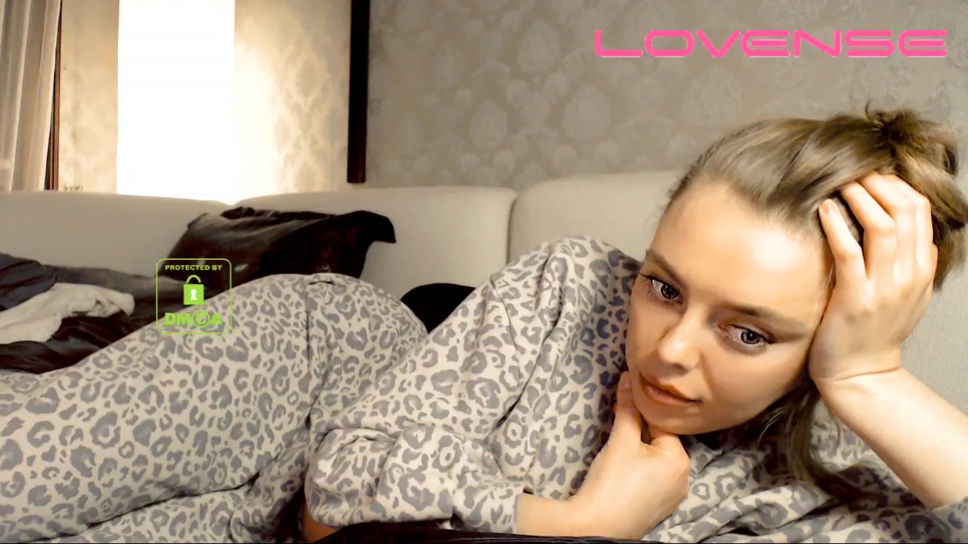 Gallery image thumbnail from your_eyecandy's myfreecams stream on, 03/20/2025, 02:43 image 11 of 20
