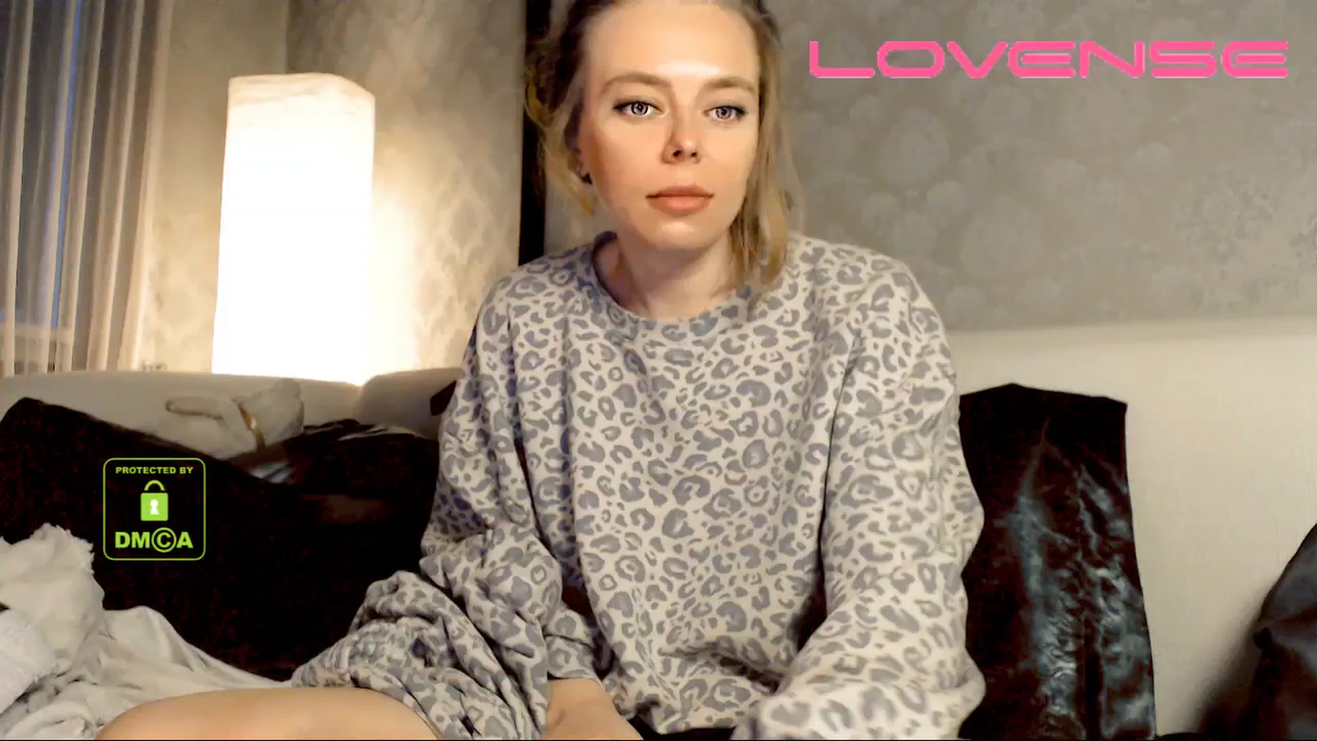 Gallery image thumbnail from your_eyecandy's myfreecams stream on, 03/25/2025, 05:18 image 10 of 20