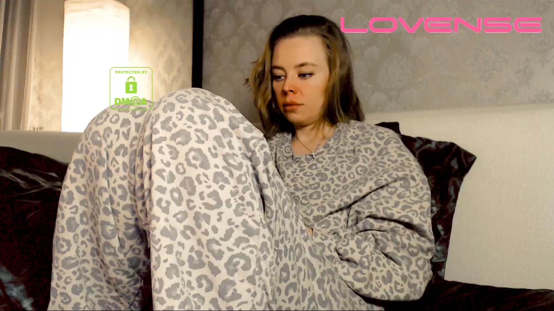 Gallery image thumbnail from your_eyecandy's myfreecams stream on, 03/27/2025, 03:34 image 1 of 20