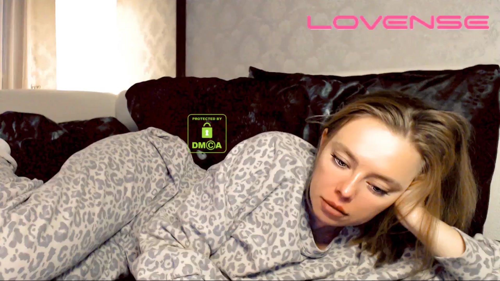 Gallery image thumbnail from your_eyecandy's myfreecams stream on, 03/27/2025, 05:36 image 5 of 20