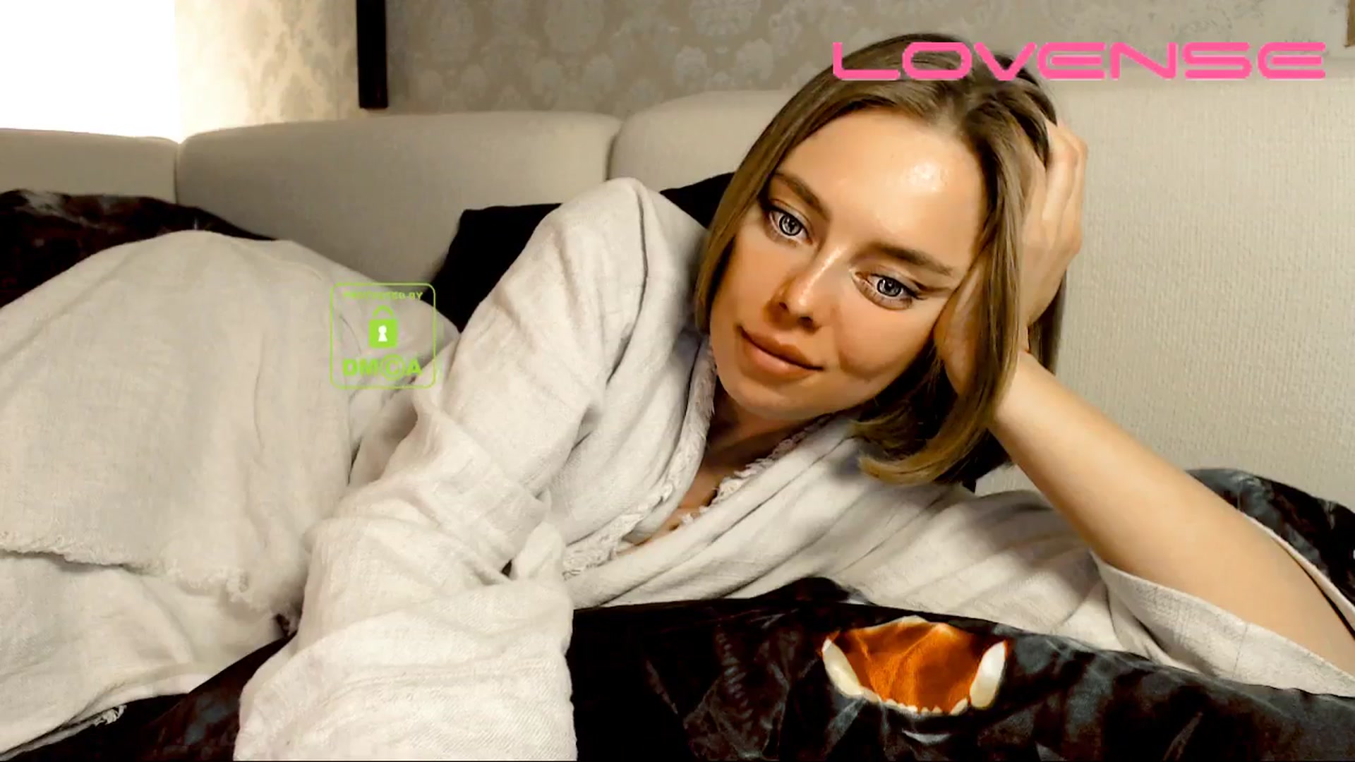 Gallery image thumbnail from your_eyecandy's myfreecams stream on, 04/01/2025, 01:33 image 5 of 20