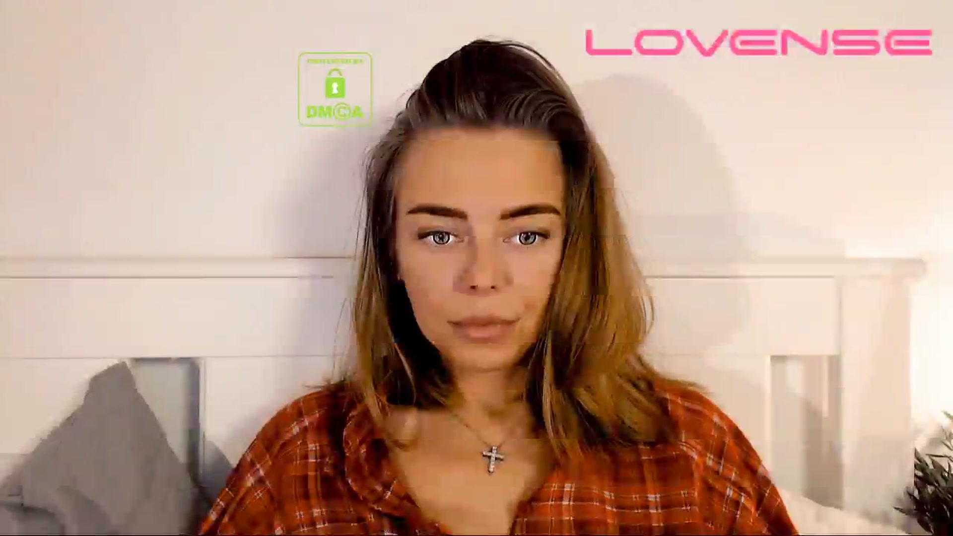 Gallery image thumbnail from your_eyecandy's myfreecams stream on, 12/08/2025, 17:19 image 16 of 20