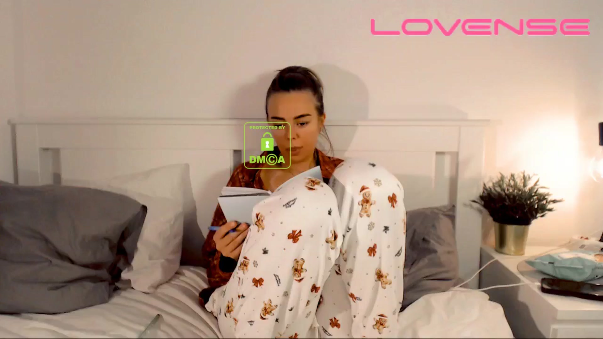 Gallery image thumbnail from your_eyecandy's myfreecams stream on, 12/08/2025, 20:59 image 2 of 20
