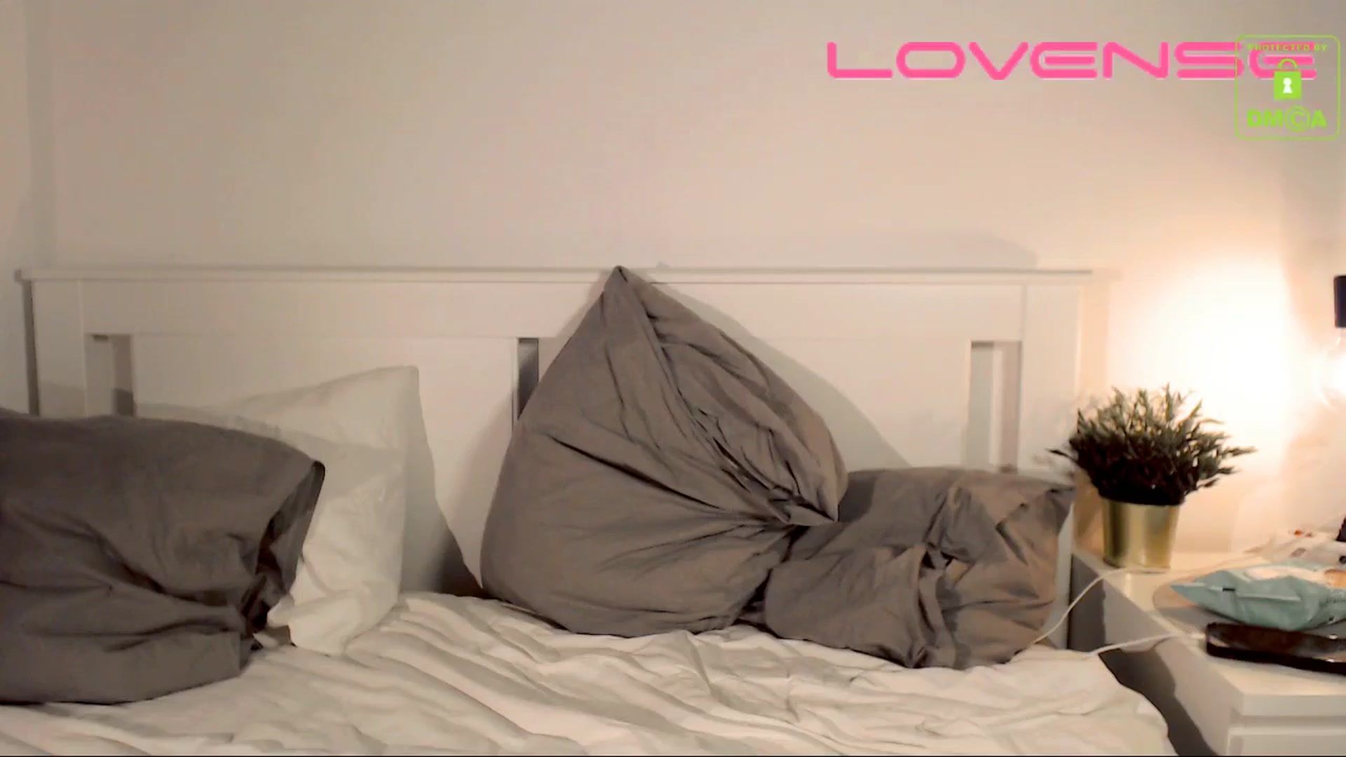 Gallery image thumbnail from your_eyecandy's myfreecams stream on, 12/08/2025, 20:59 image 9 of 20