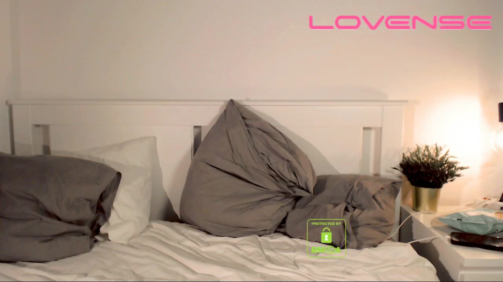 Gallery image thumbnail from your_eyecandy's myfreecams stream on, 12/08/2025, 20:59 image 7 of 20
