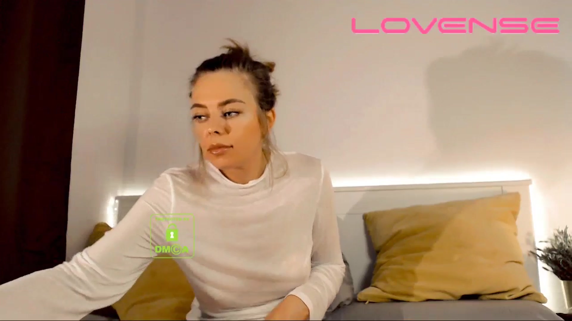 Gallery image thumbnail from your_eyecandy's myfreecams stream on, 02/02/2026, 13:25 image 2 of 20