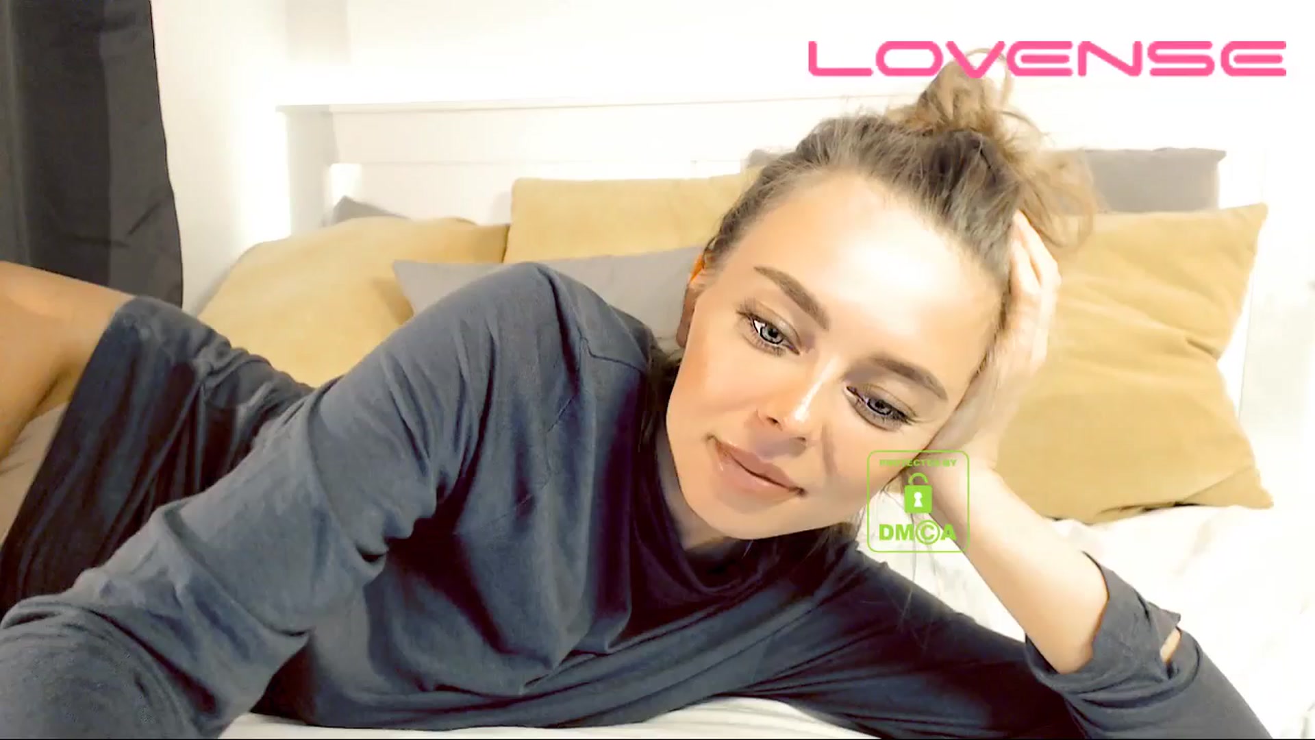 Gallery image thumbnail from your_eyecandy's myfreecams stream on, 02/06/2026, 13:54 image 4 of 20