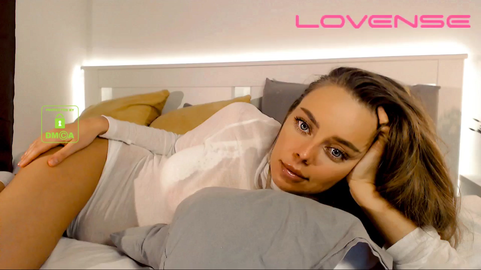 Gallery image thumbnail from your_eyecandy's myfreecams stream on, 02/07/2026, 17:45 image 4 of 20