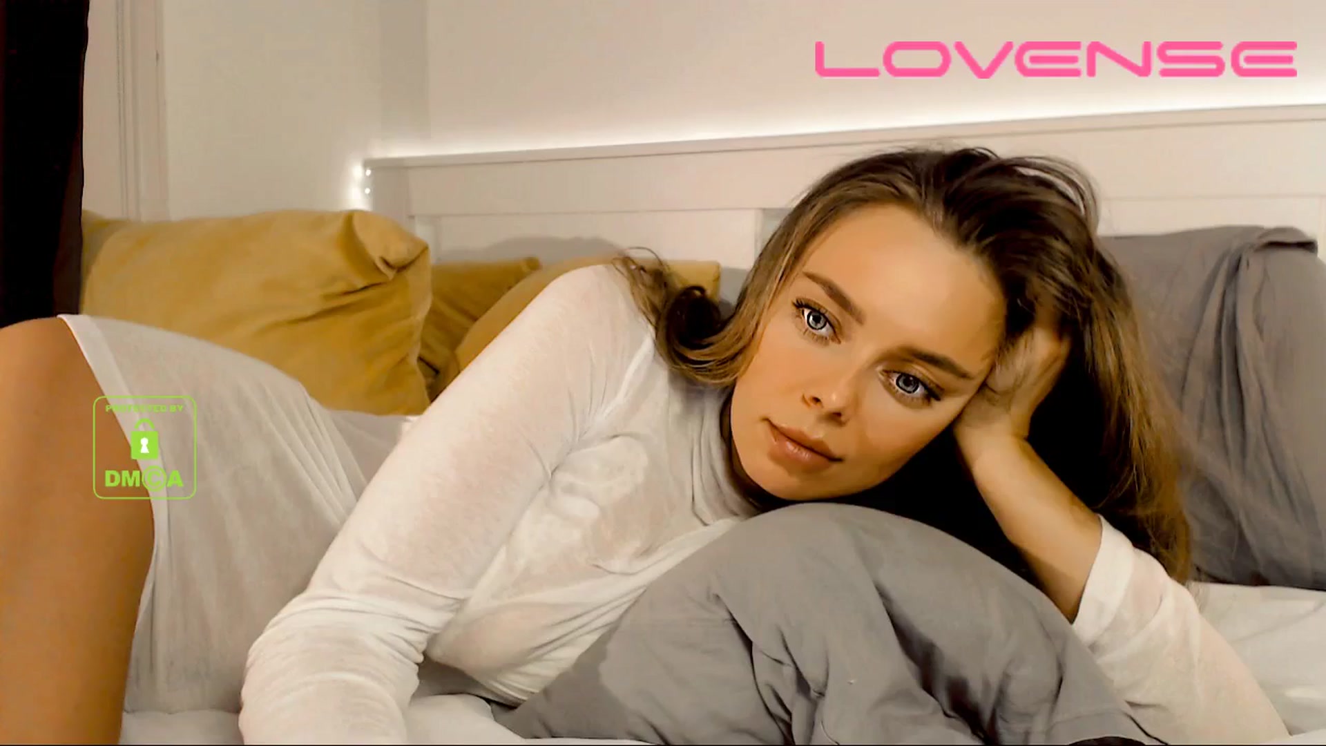 Gallery image thumbnail from your_eyecandy's myfreecams stream on, 02/07/2026, 20:21 image 11 of 20