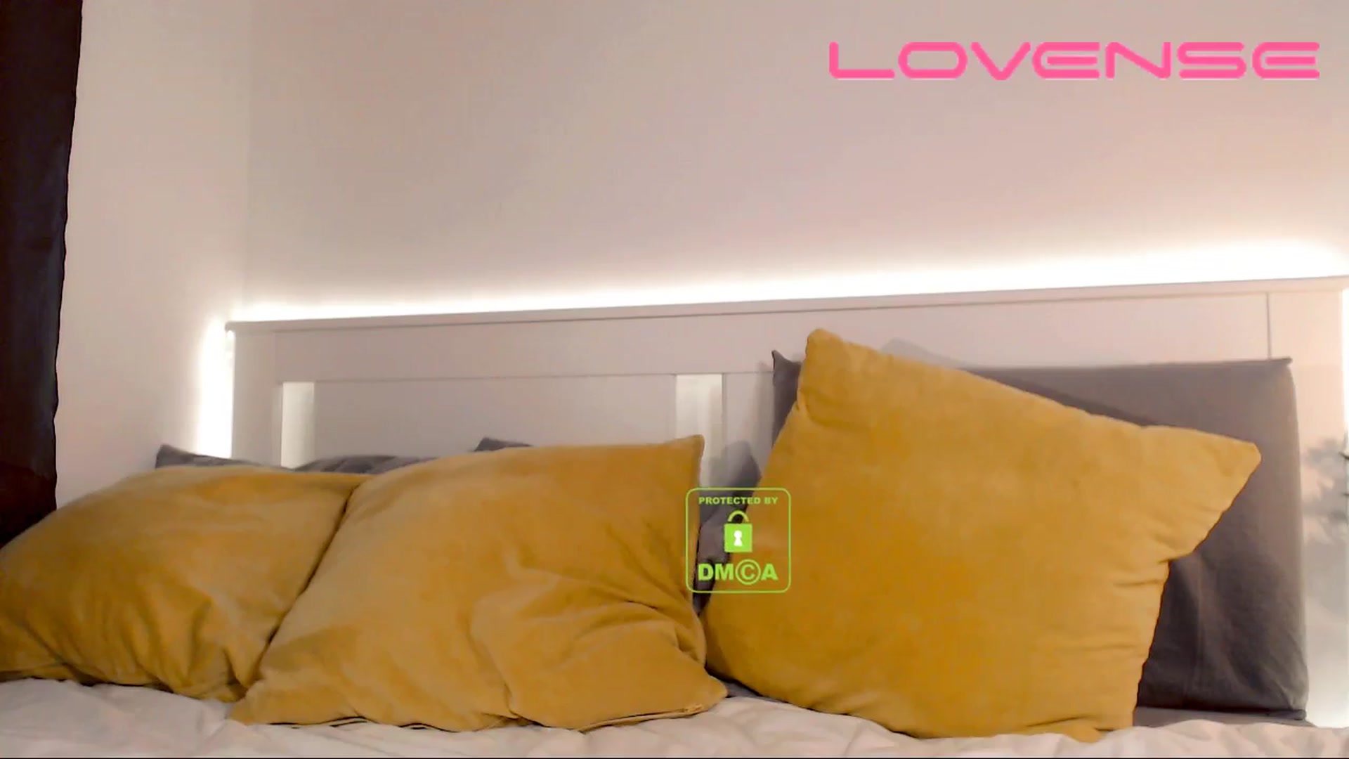 Gallery image thumbnail from your_eyecandy's myfreecams stream on, 03/08/2026, 11:39 image 13 of 20