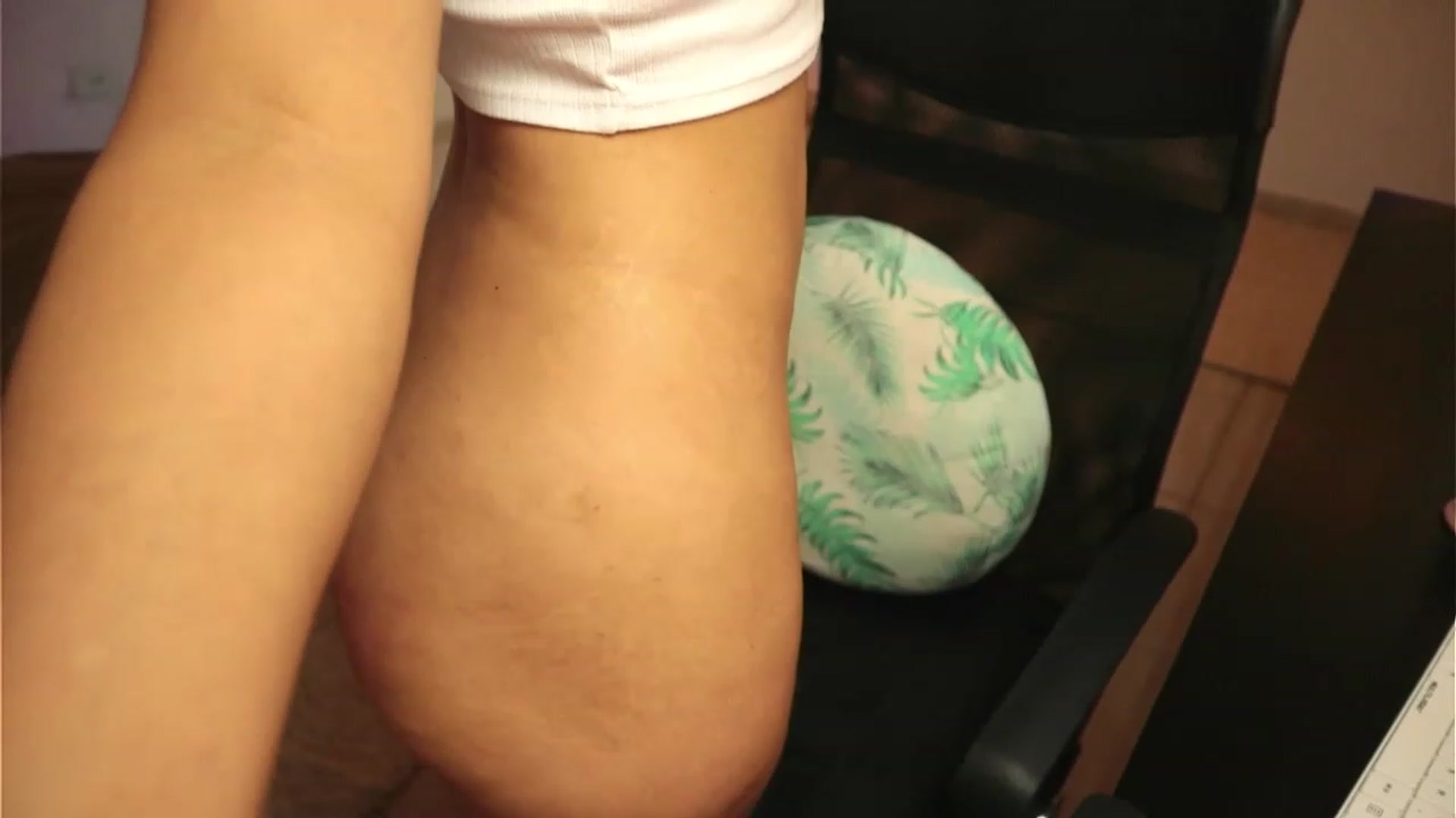 Gallery image thumbnail from yourboo_'s myfreecams stream on, 12/02/2022, 10:43 image 15 of 20