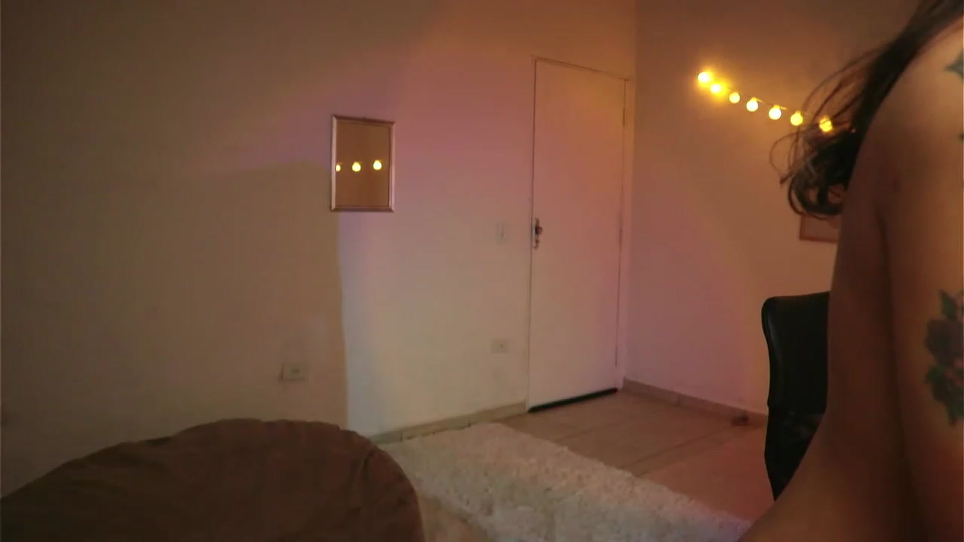 Gallery image thumbnail from yourboo_'s myfreecams stream on, 12/04/2022, 08:49 image 15 of 20