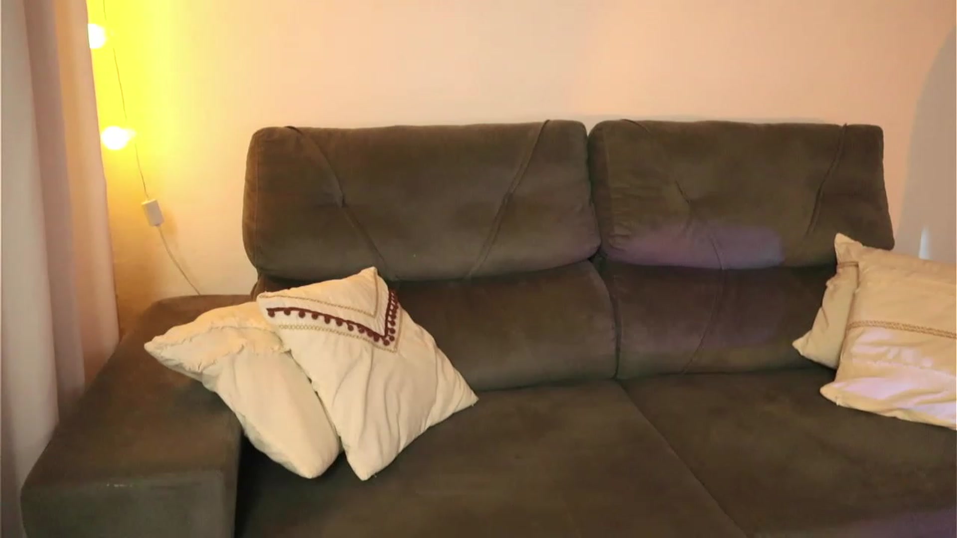 Gallery image thumbnail from yourboo_'s myfreecams stream on, 01/18/2023, 22:37 image 4 of 20