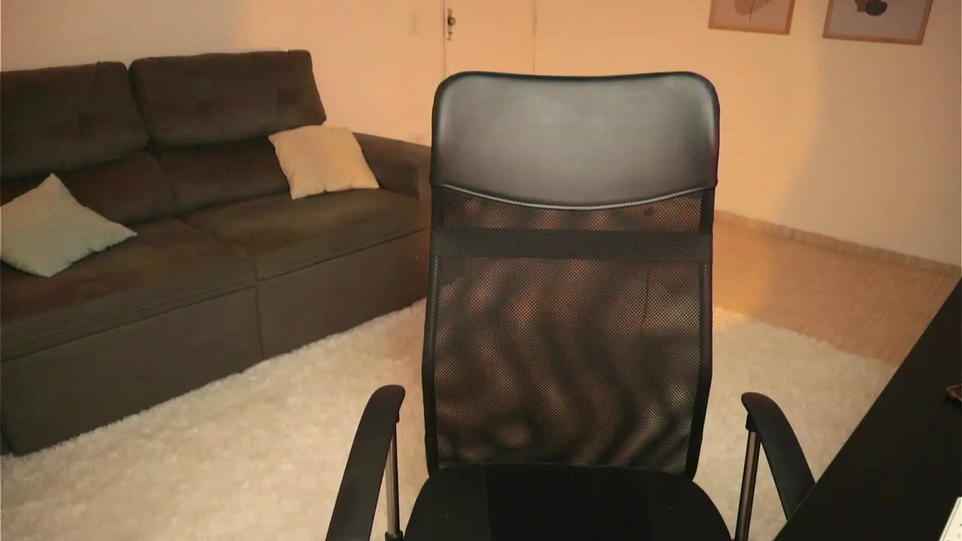 Gallery image thumbnail from yourboo_'s myfreecams stream on, 02/12/2023, 22:55 image 4 of 20