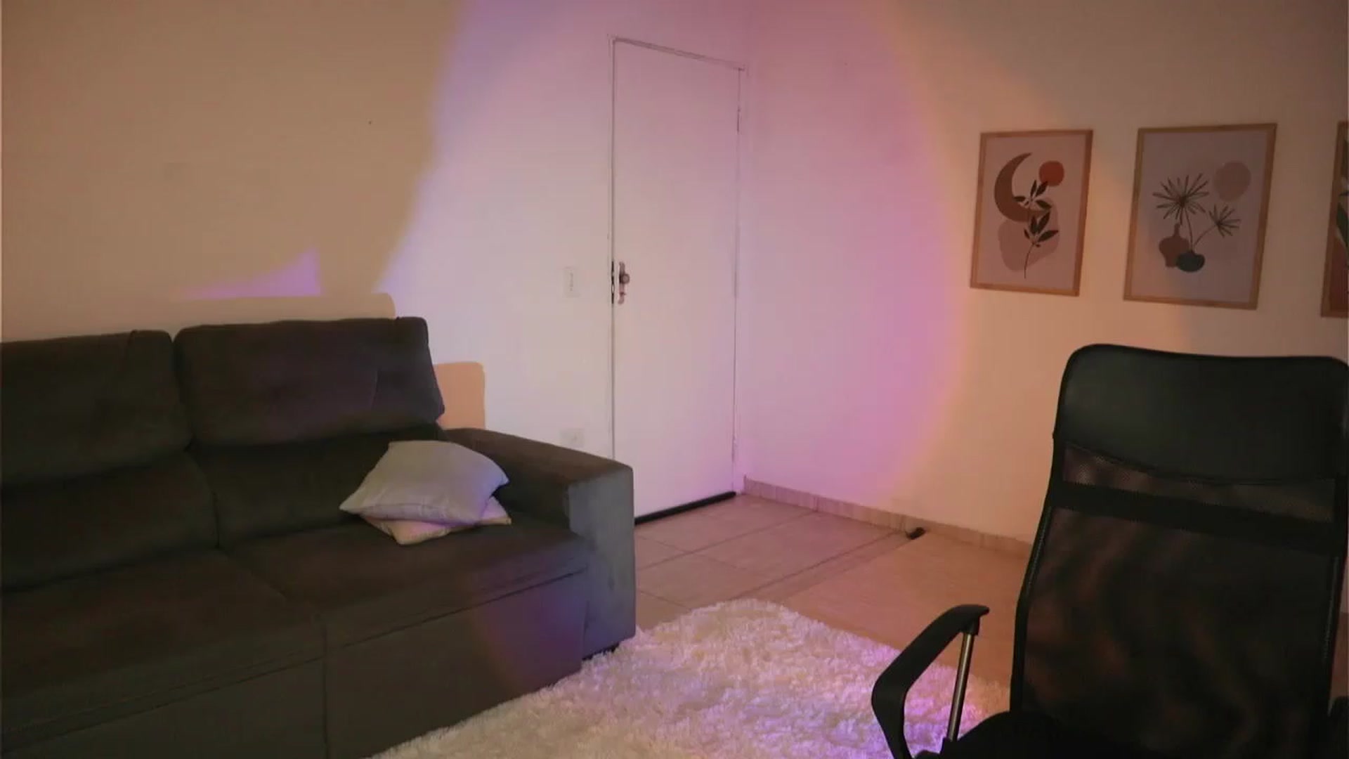 Gallery image thumbnail from yourboo_'s myfreecams stream on, 02/15/2023, 02:20 image 20 of 20