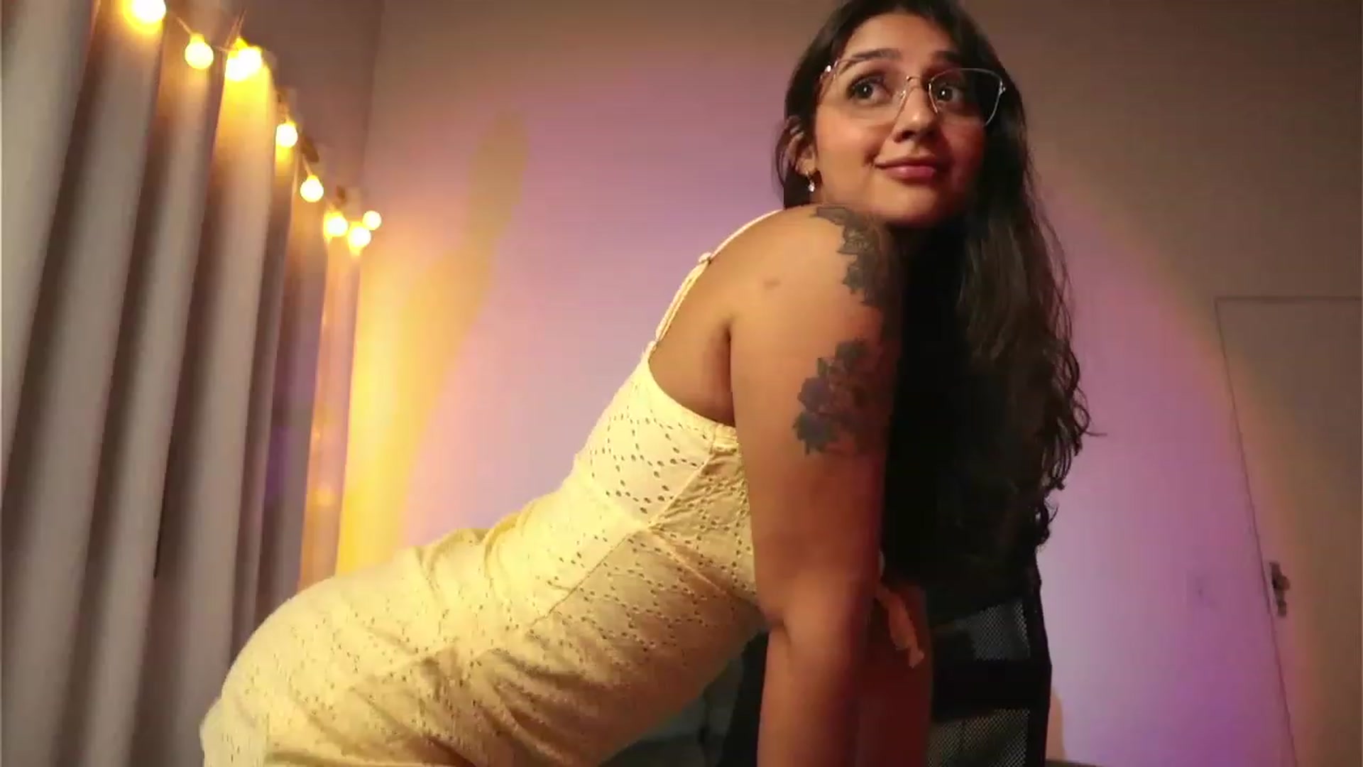 Gallery image thumbnail from yourboo_'s myfreecams stream on, 02/20/2023, 06:05 image 16 of 20
