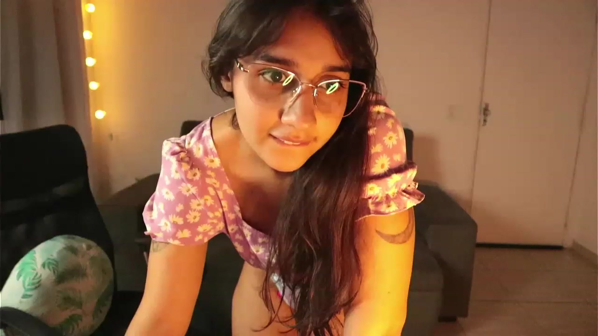 Gallery image thumbnail from yourboo_'s myfreecams stream on, 04/20/2023, 10:10 image 20 of 20