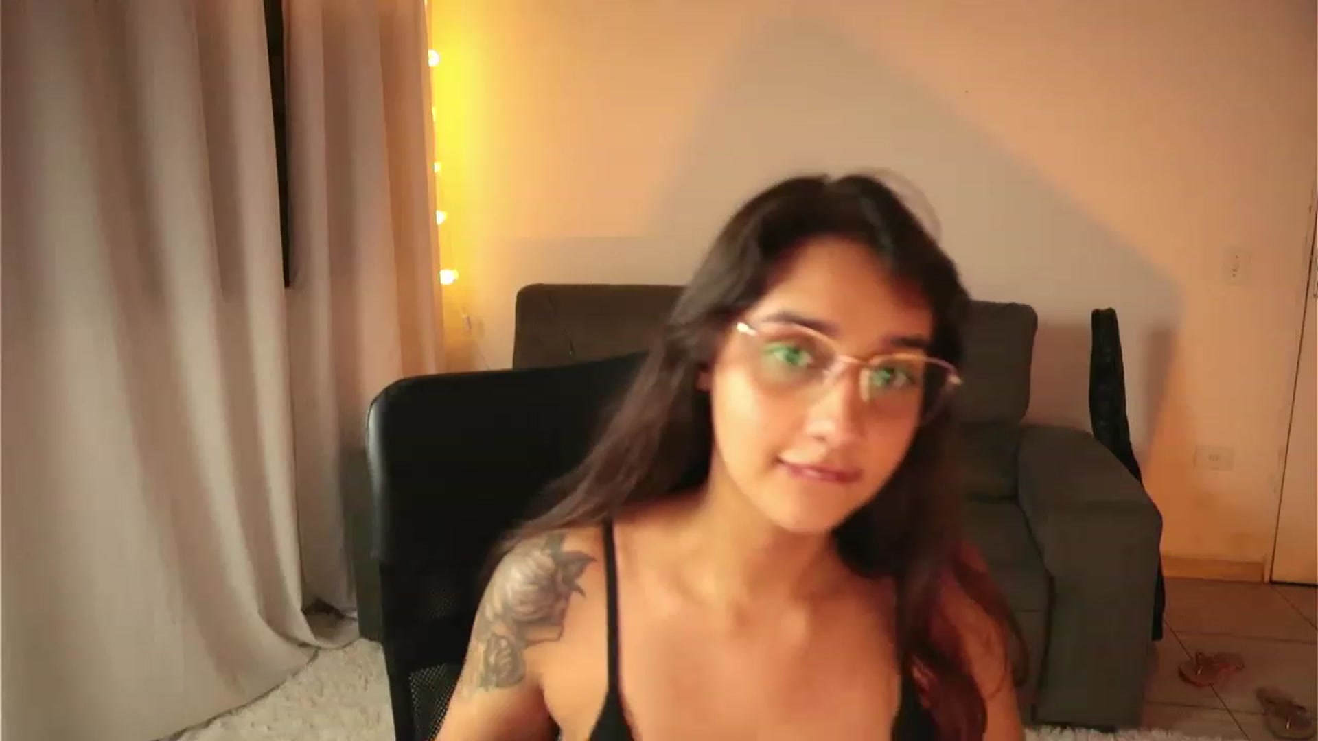 Gallery image thumbnail from yourboo_'s myfreecams stream on, 05/03/2023, 06:54 image 19 of 20