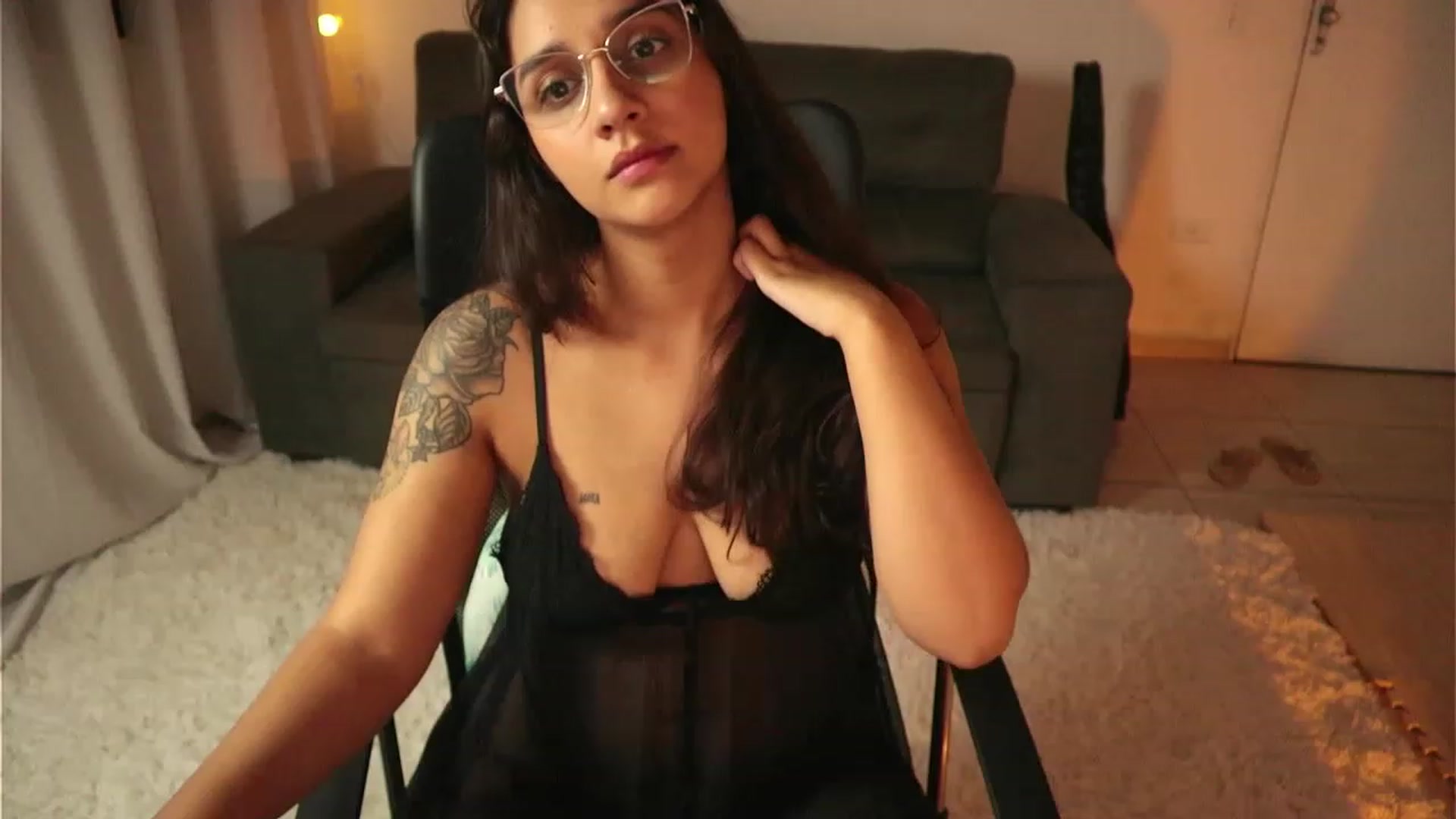 Gallery image thumbnail from yourboo_'s myfreecams stream on, 05/03/2023, 06:54 image 6 of 20