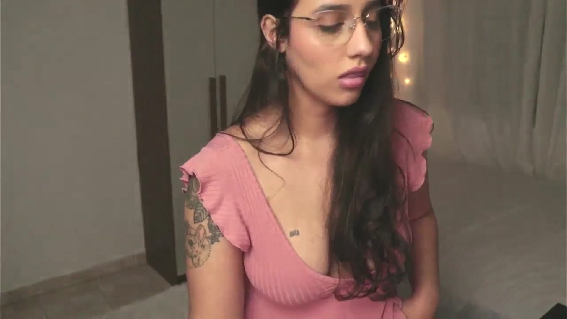 Gallery image thumbnail from yourboo_'s myfreecams stream on, 08/16/2023, 23:08 image 3 of 20