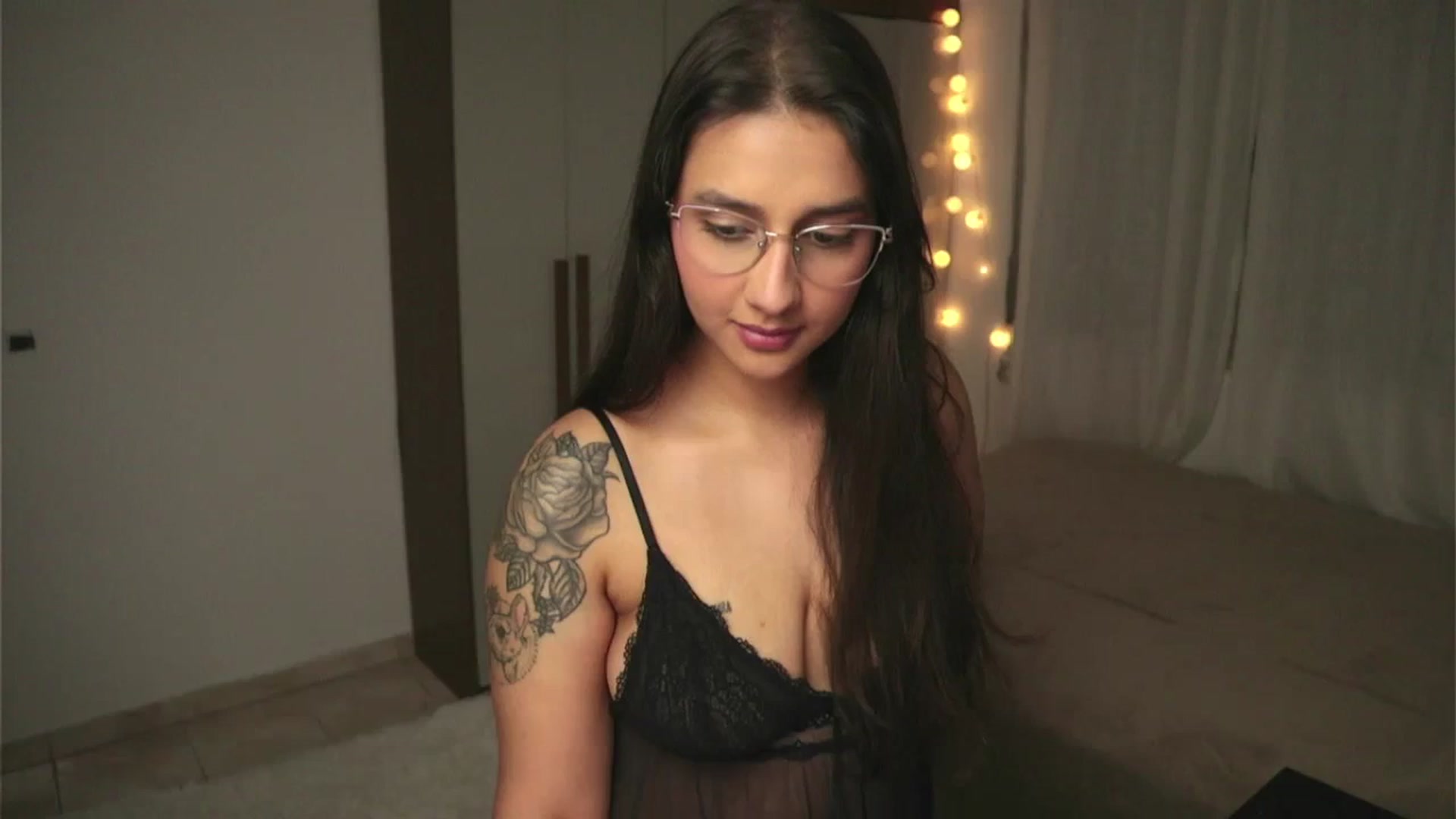 Gallery image thumbnail from yourboo_'s myfreecams stream on, 08/23/2023, 03:47 image 1 of 20