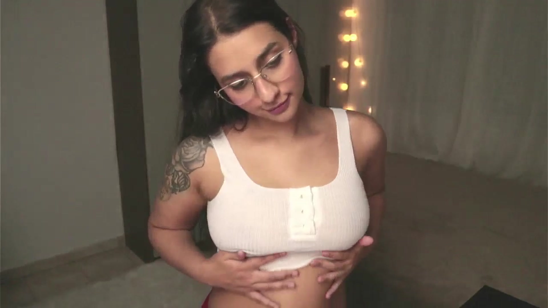 Gallery image thumbnail from yourboo_'s myfreecams stream on, 08/25/2023, 06:32 image 17 of 20