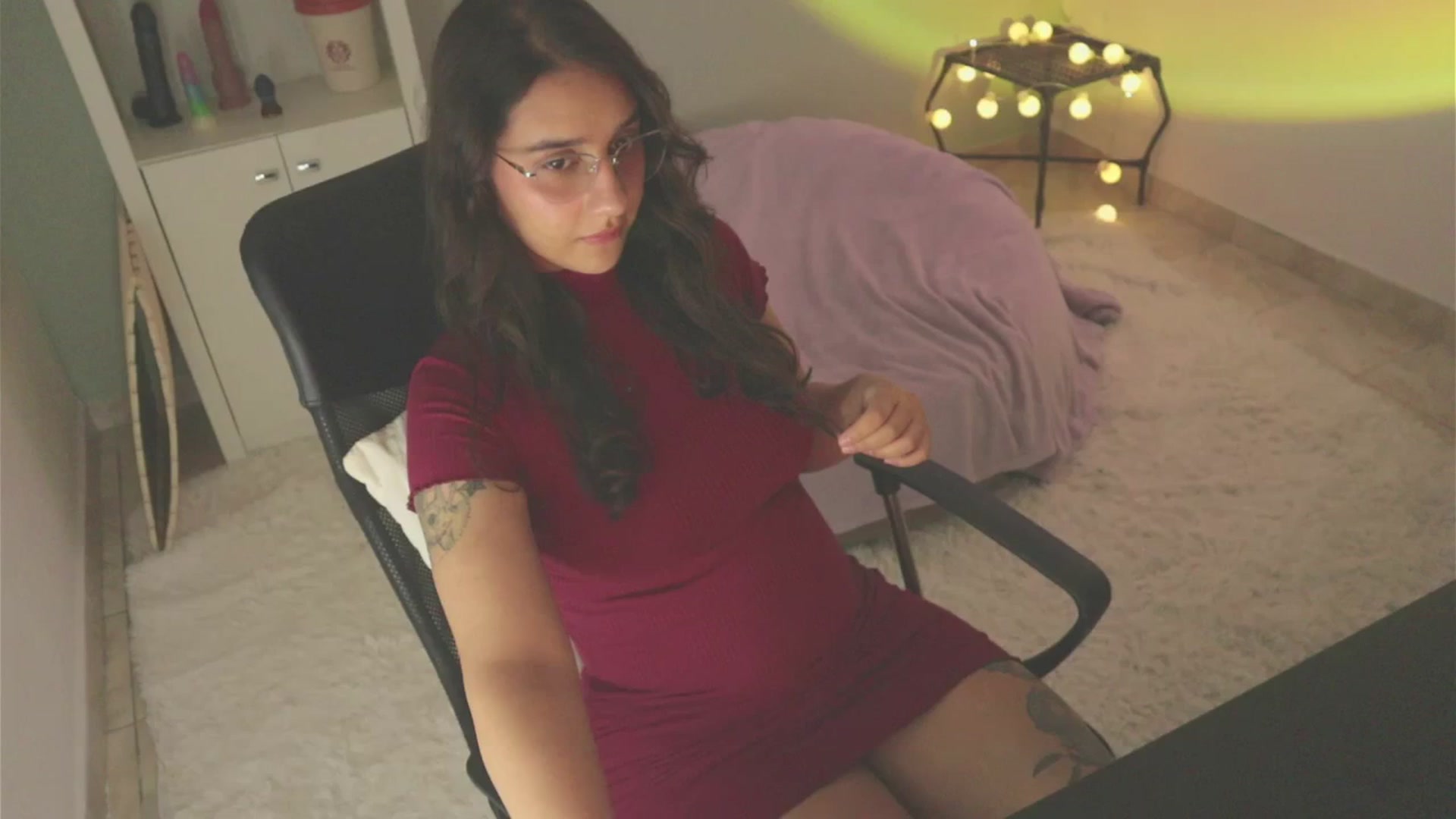 Gallery image thumbnail from yourboo_'s myfreecams stream on, 03/20/2024, 12:35 image 1 of 20