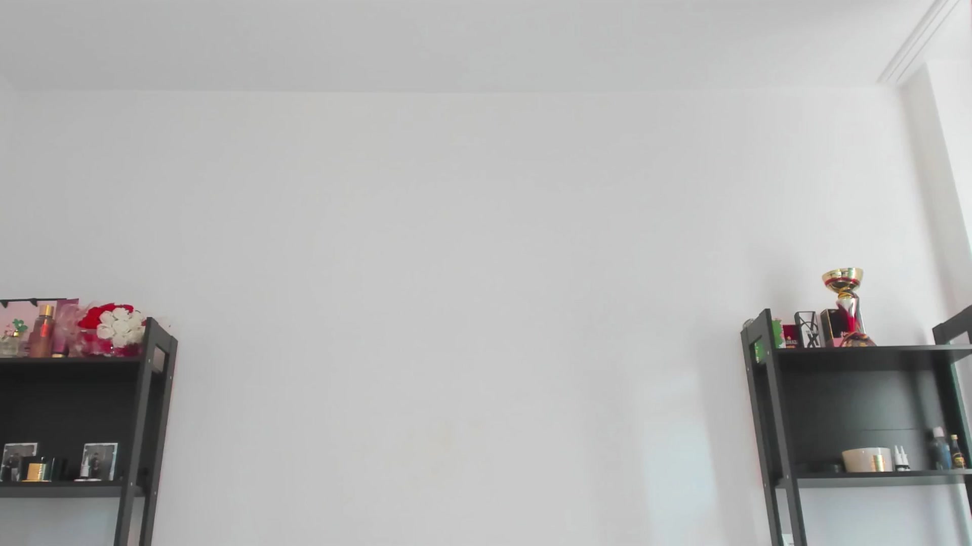 Gallery image thumbnail from yourbustygirl's myfreecams stream on, 10/21/2024, 09:17 image 18 of 20