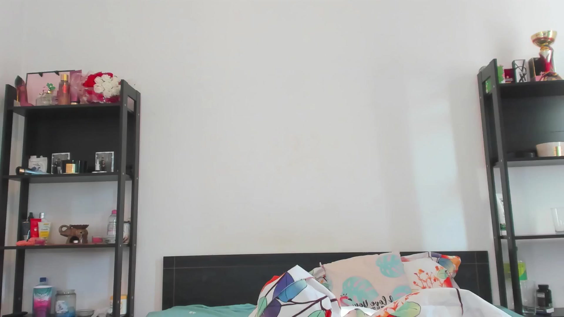 Gallery image thumbnail from yourbustygirl's myfreecams stream on, 10/21/2024, 09:17 image 20 of 20