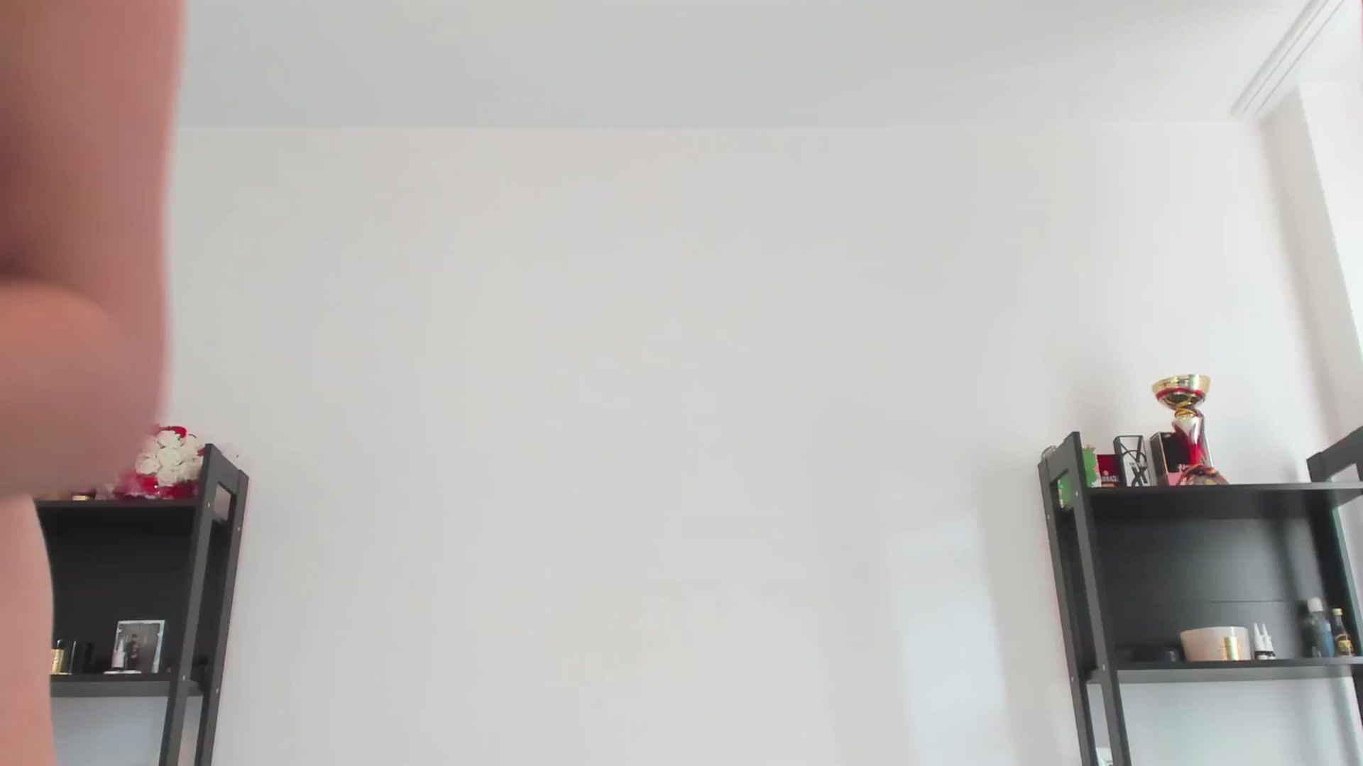 Gallery image thumbnail from yourbustygirl's myfreecams stream on, 10/21/2024, 09:17 image 17 of 20