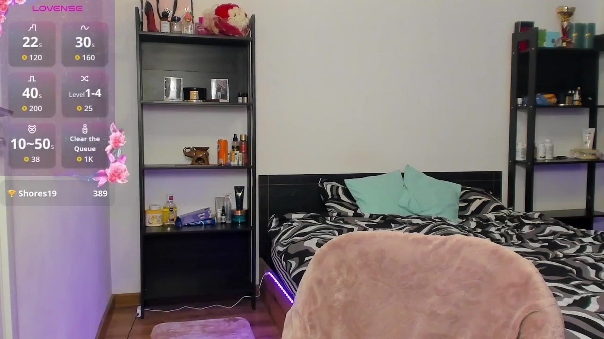 Gallery image thumbnail from yourbustygirl's myfreecams stream on, 12/06/2025, 12:11 image 18 of 20