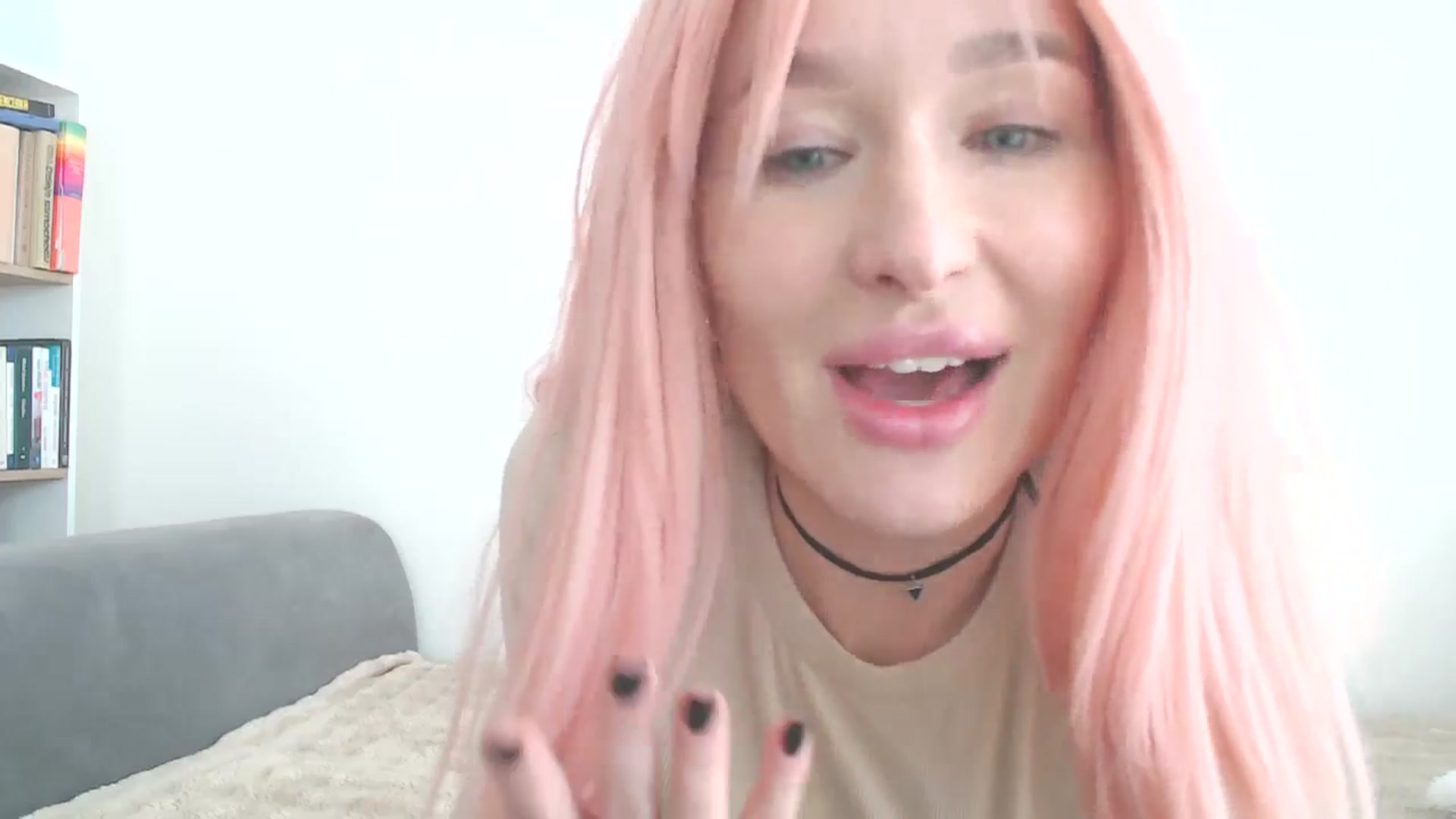 Gallery image thumbnail from yourcammodelx's myfreecams stream on, 02/19/2025, 14:34 image 17 of 20