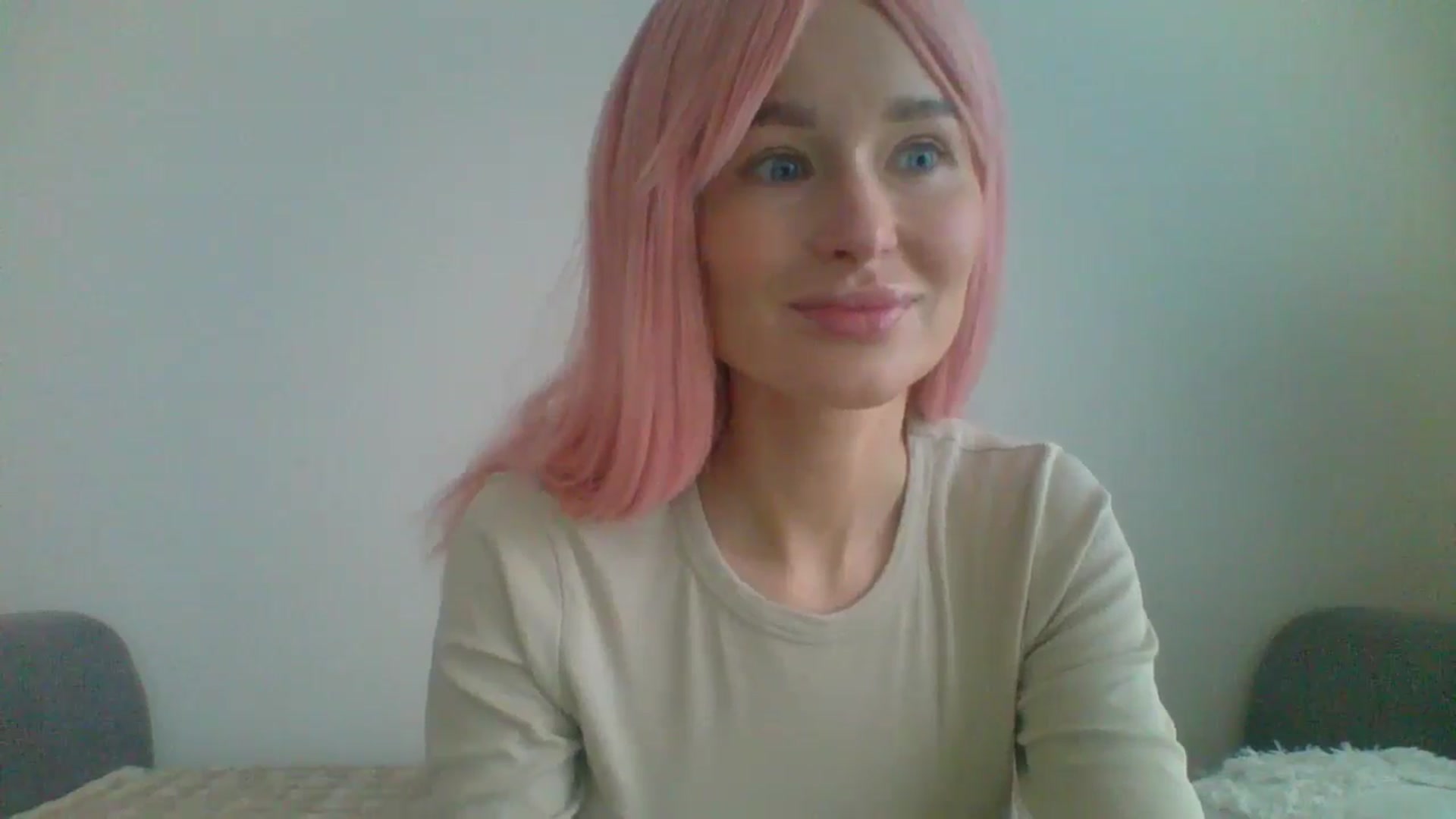 Gallery image thumbnail from yourcammodelx's myfreecams stream on, 02/23/2025, 12:05 image 10 of 20
