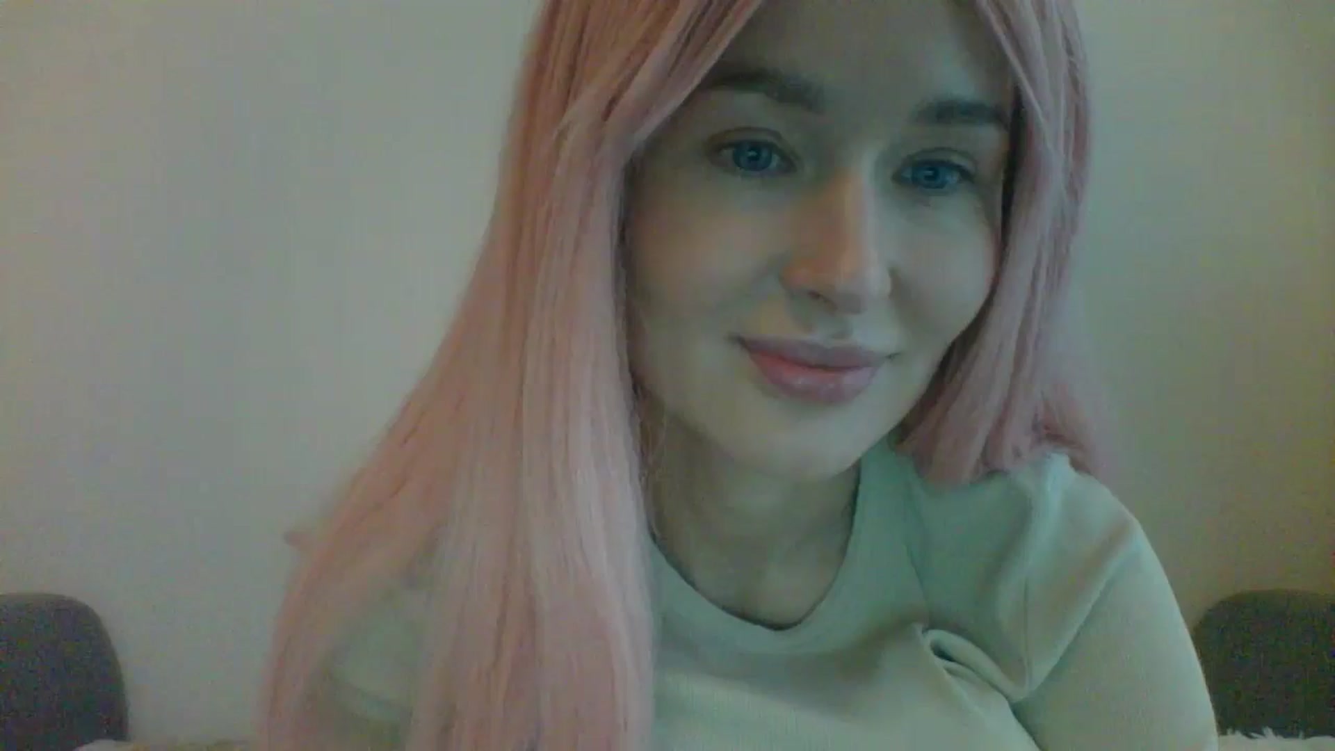 Gallery image thumbnail from yourcammodelx's myfreecams stream on, 02/23/2025, 13:58 image 15 of 20