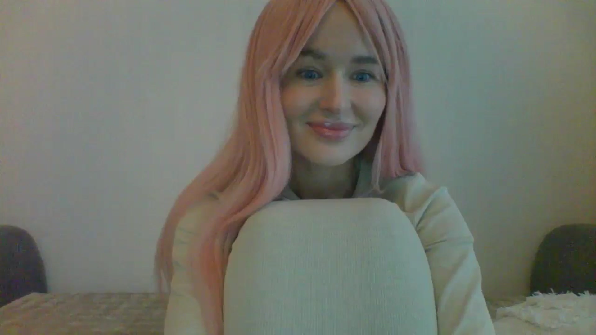 Gallery image thumbnail from yourcammodelx's myfreecams stream on, 02/23/2025, 13:58 image 14 of 20