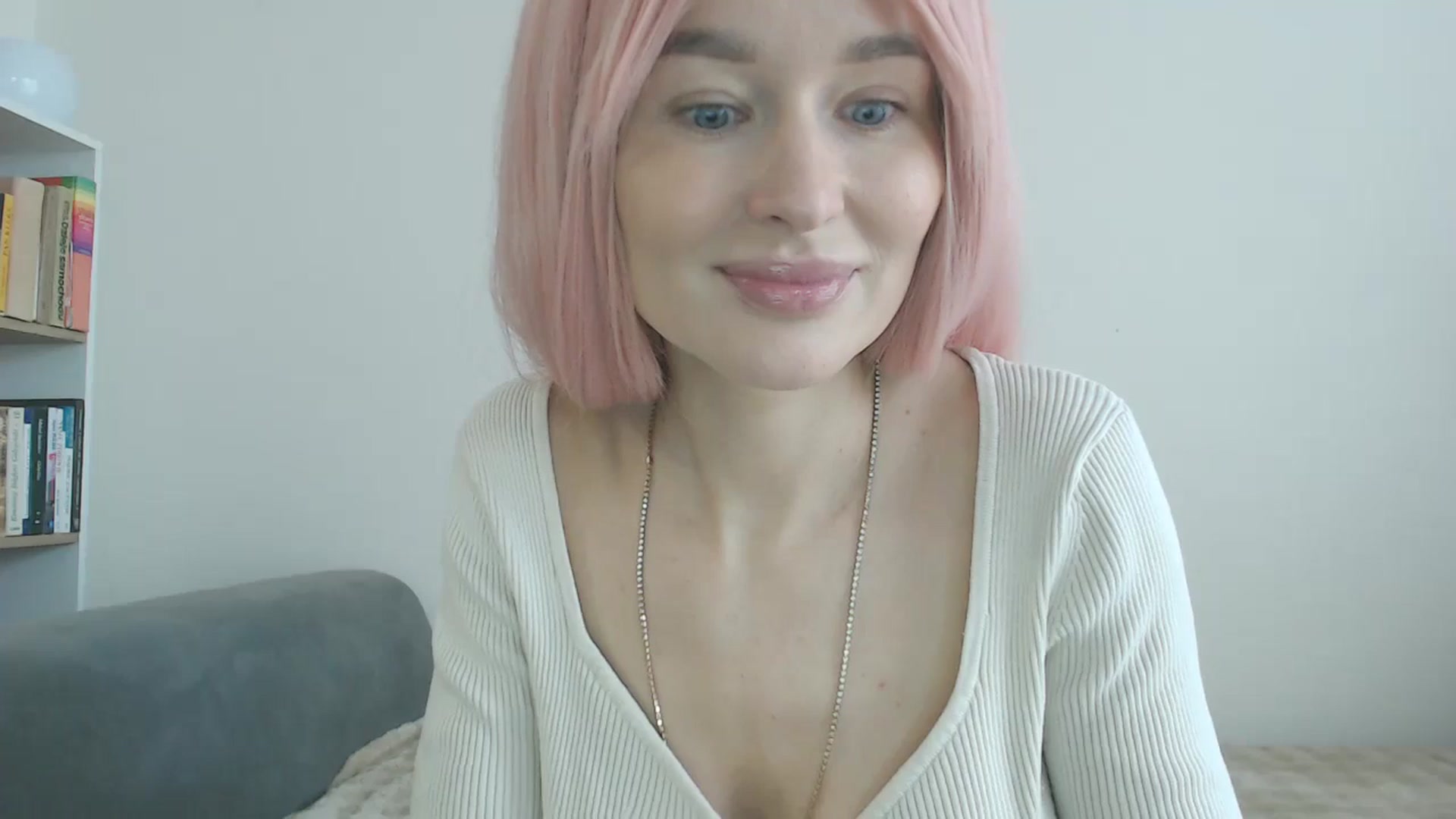 Gallery image thumbnail from yourcammodelx's myfreecams stream on, 02/25/2025, 11:21 image 7 of 20