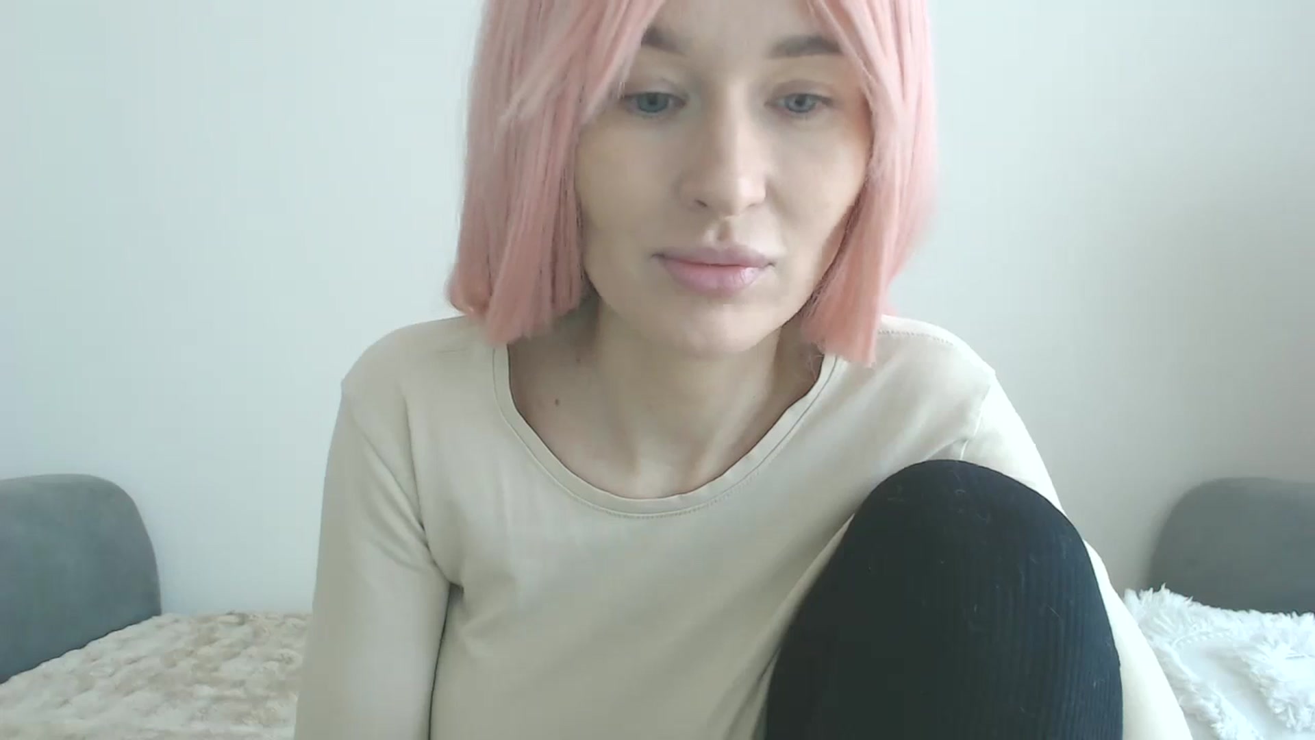 Gallery image thumbnail from yourcammodelx's myfreecams stream on, 02/26/2025, 12:49 image 6 of 20