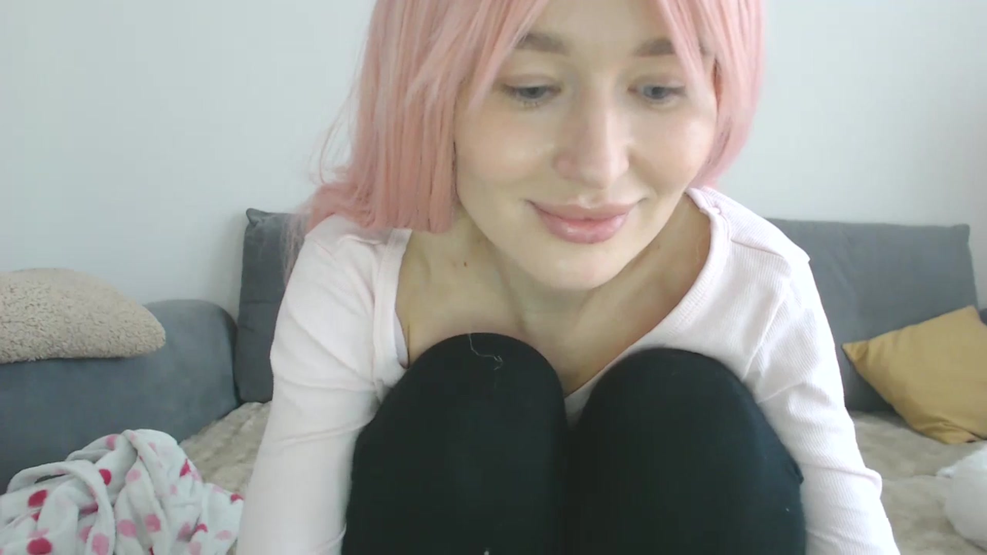 Gallery image thumbnail from yourcammodelx's myfreecams stream on, 02/27/2025, 13:02 image 15 of 20