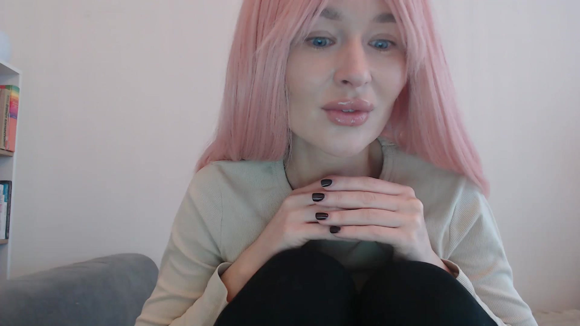 Gallery image thumbnail from yourcammodelx's myfreecams stream on, 02/28/2025, 13:15 image 12 of 20