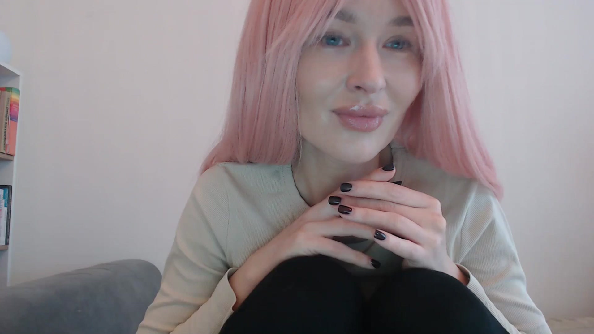 Gallery image thumbnail from yourcammodelx's myfreecams stream on, 02/28/2025, 13:15 image 11 of 20