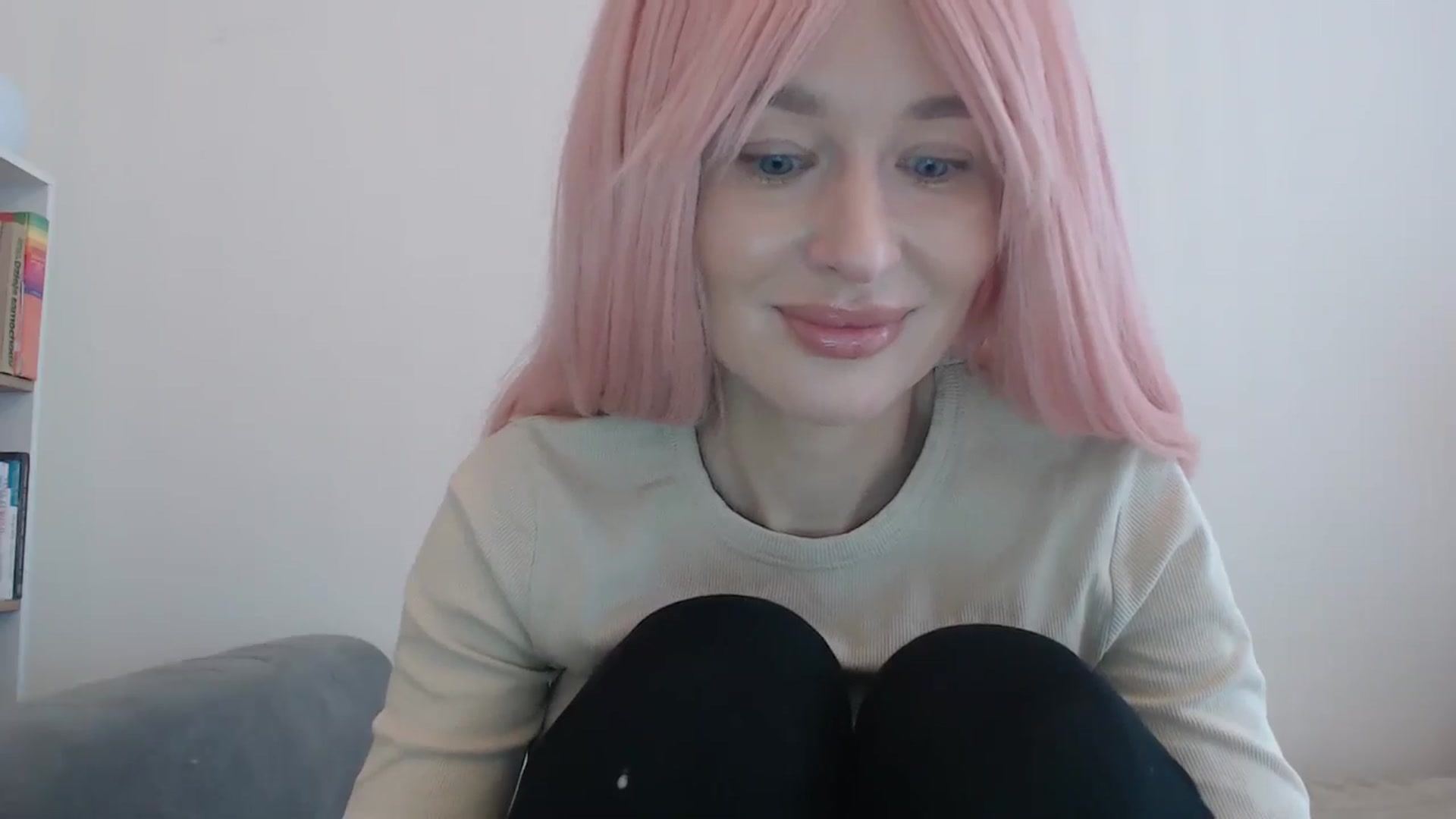 Gallery image thumbnail from yourcammodelx's myfreecams stream on, 02/28/2025, 13:15 image 7 of 20