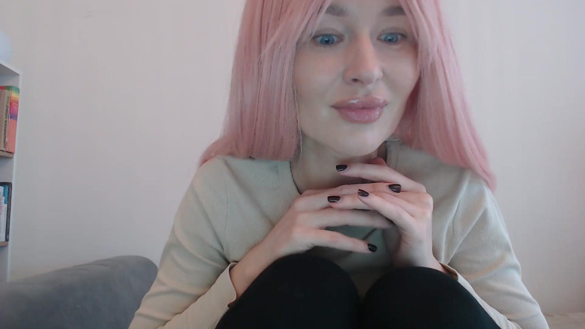 Gallery image thumbnail from yourcammodelx's myfreecams stream on, 02/28/2025, 13:15 image 10 of 20