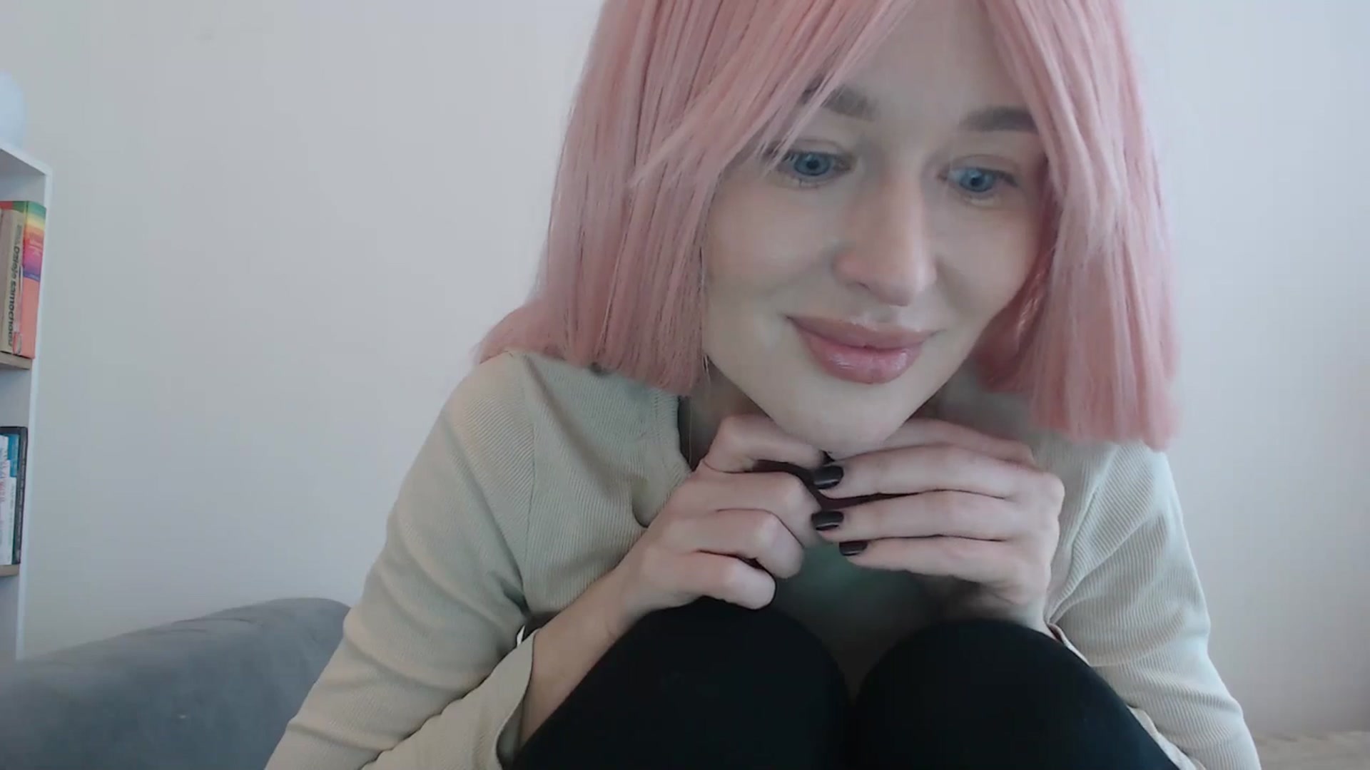 Gallery image thumbnail from yourcammodelx's myfreecams stream on, 02/28/2025, 13:15 image 5 of 20