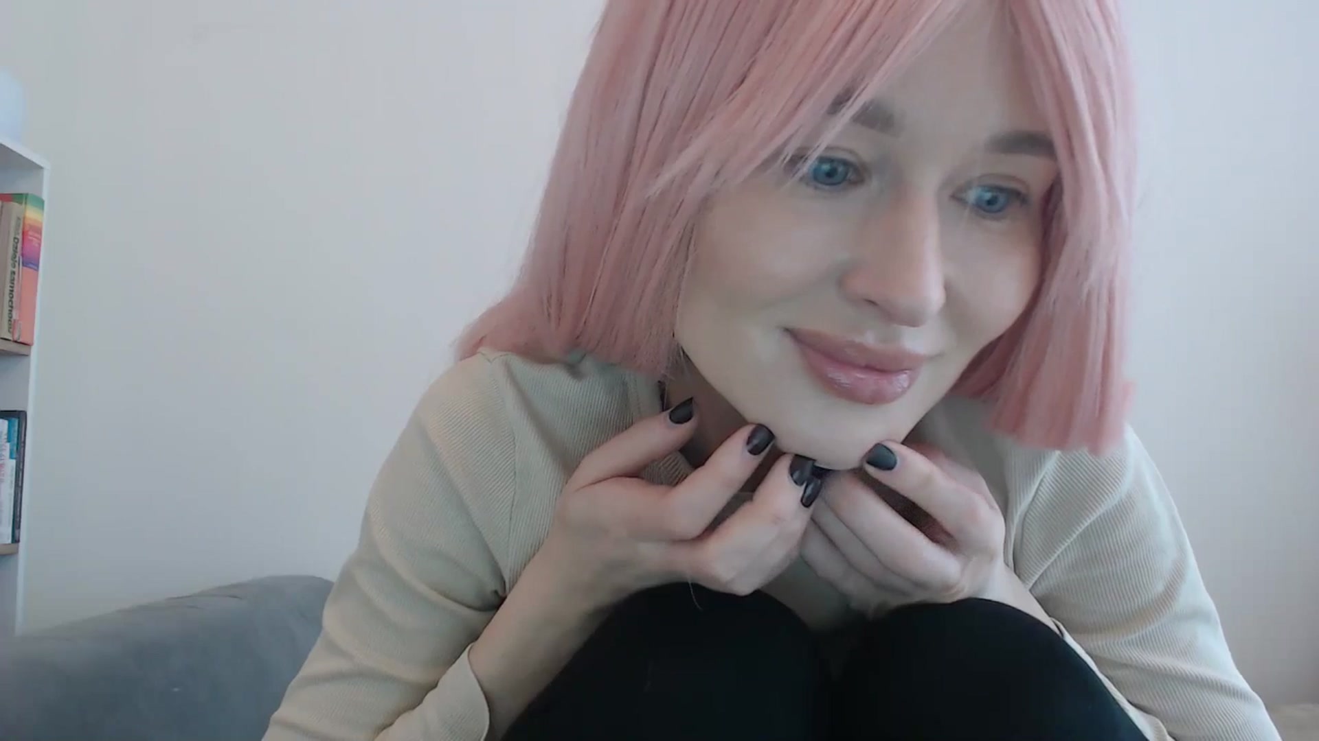 Gallery image thumbnail from yourcammodelx's myfreecams stream on, 02/28/2025, 13:15 image 4 of 20