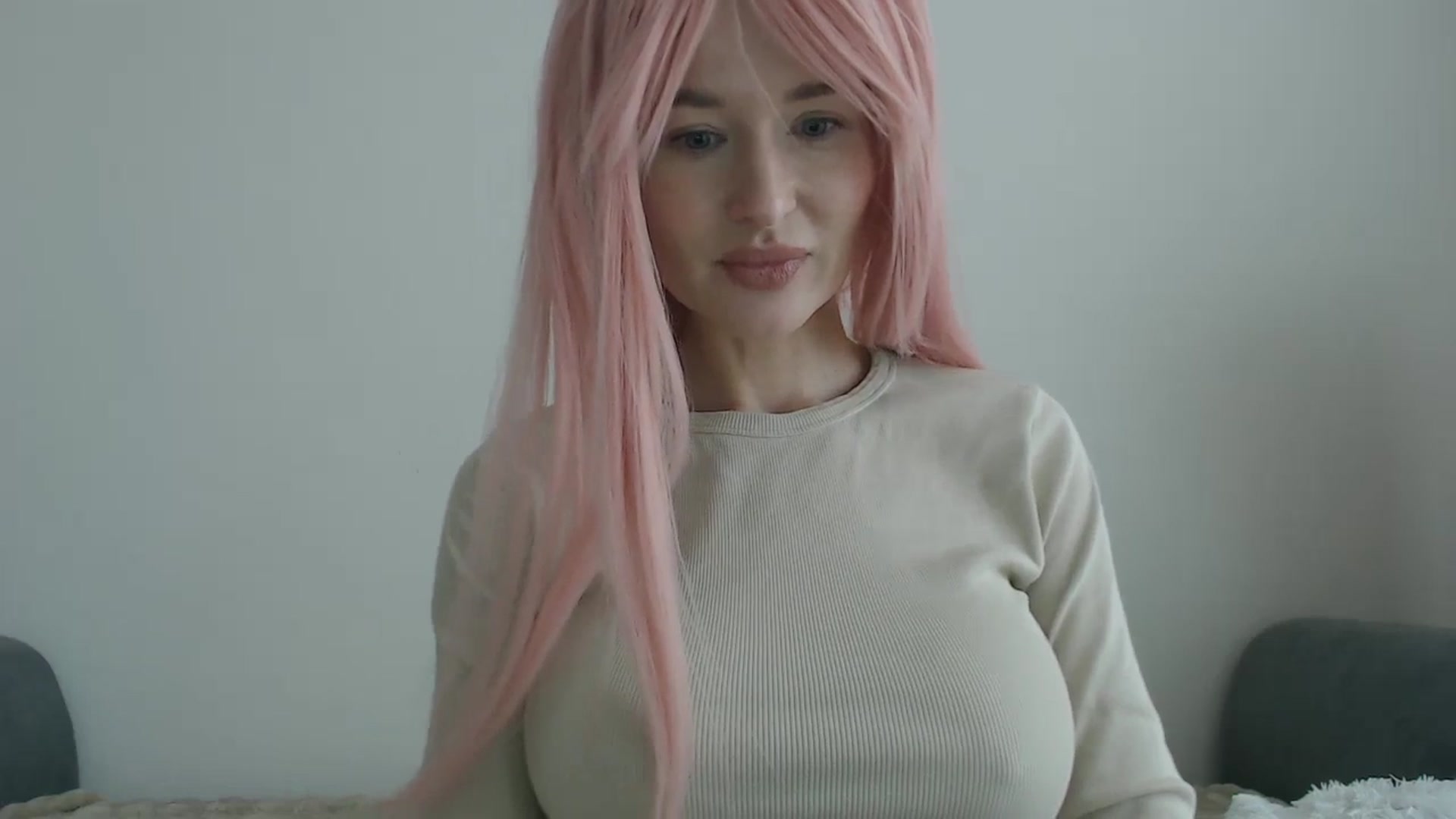 Gallery image thumbnail from yourcammodelx's myfreecams stream on, 03/03/2025, 12:53 image 4 of 20