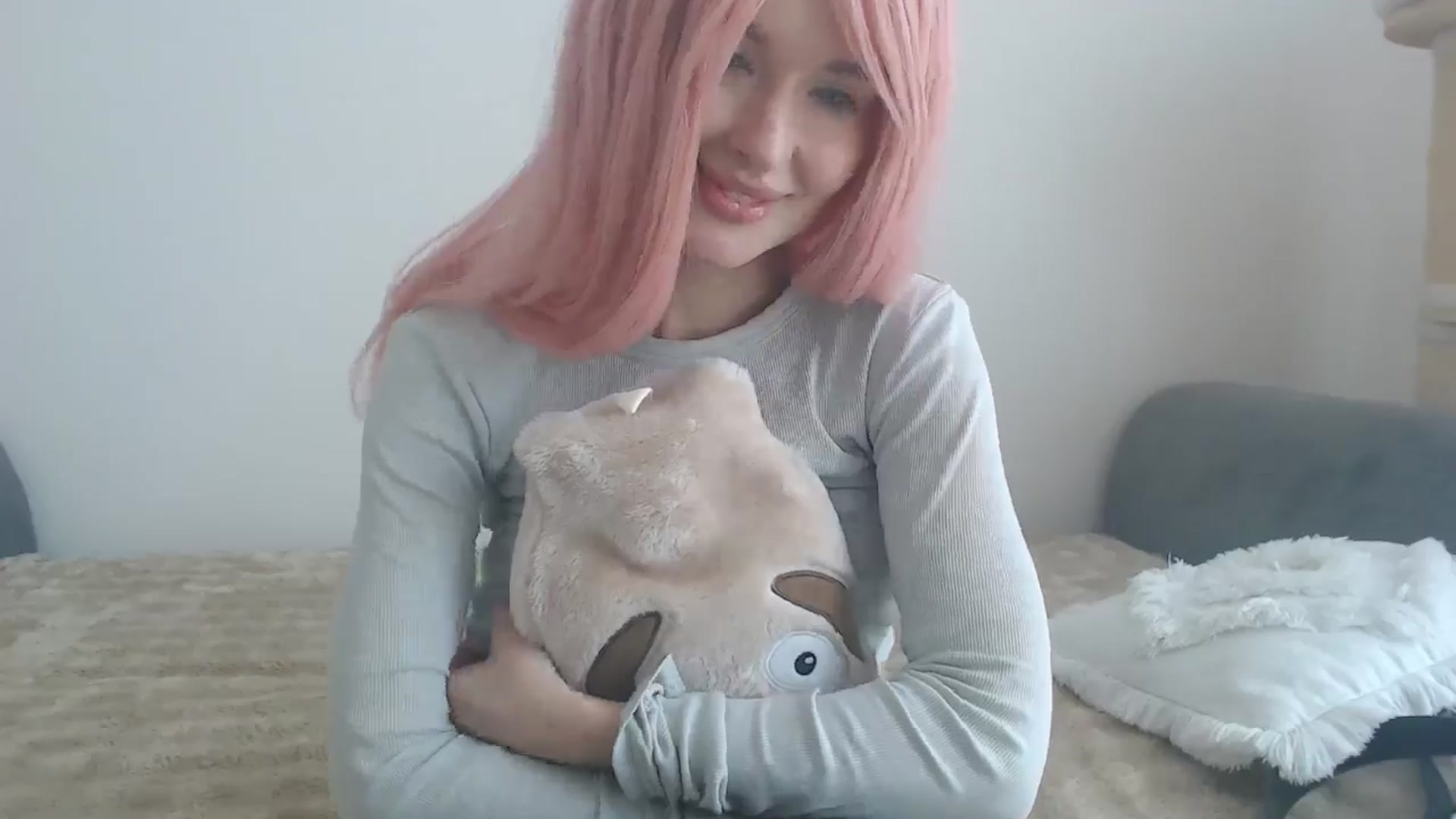 Gallery image thumbnail from yourcammodelx's myfreecams stream on, 03/05/2025, 13:28 image 7 of 20