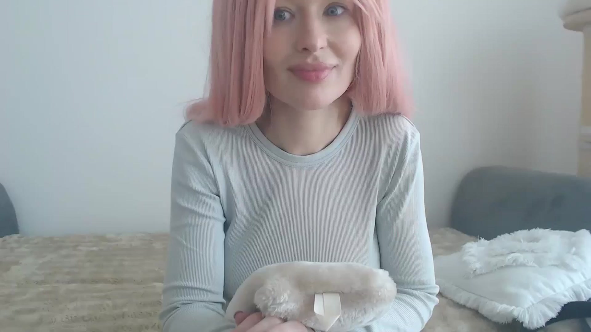 Gallery image thumbnail from yourcammodelx's myfreecams stream on, 03/05/2025, 13:28 image 18 of 20