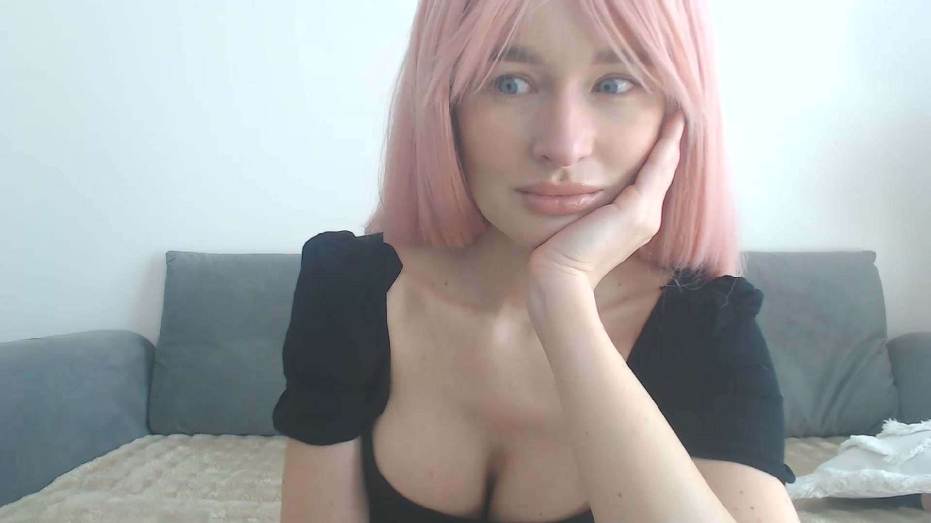 Gallery image thumbnail from yourcammodelx's myfreecams stream on, 03/08/2025, 13:07 image 2 of 20
