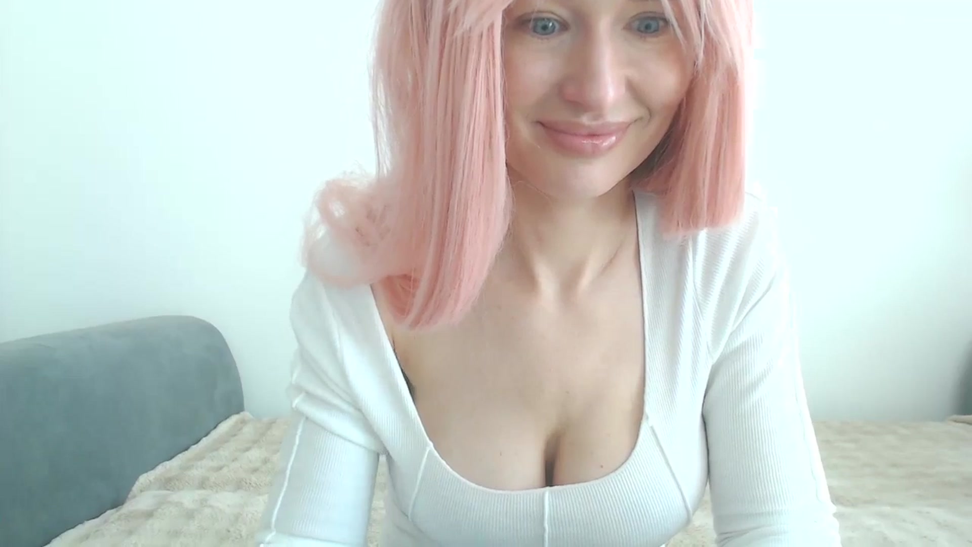 Gallery image thumbnail from yourcammodelx's myfreecams stream on, 03/09/2025, 13:52 image 8 of 20
