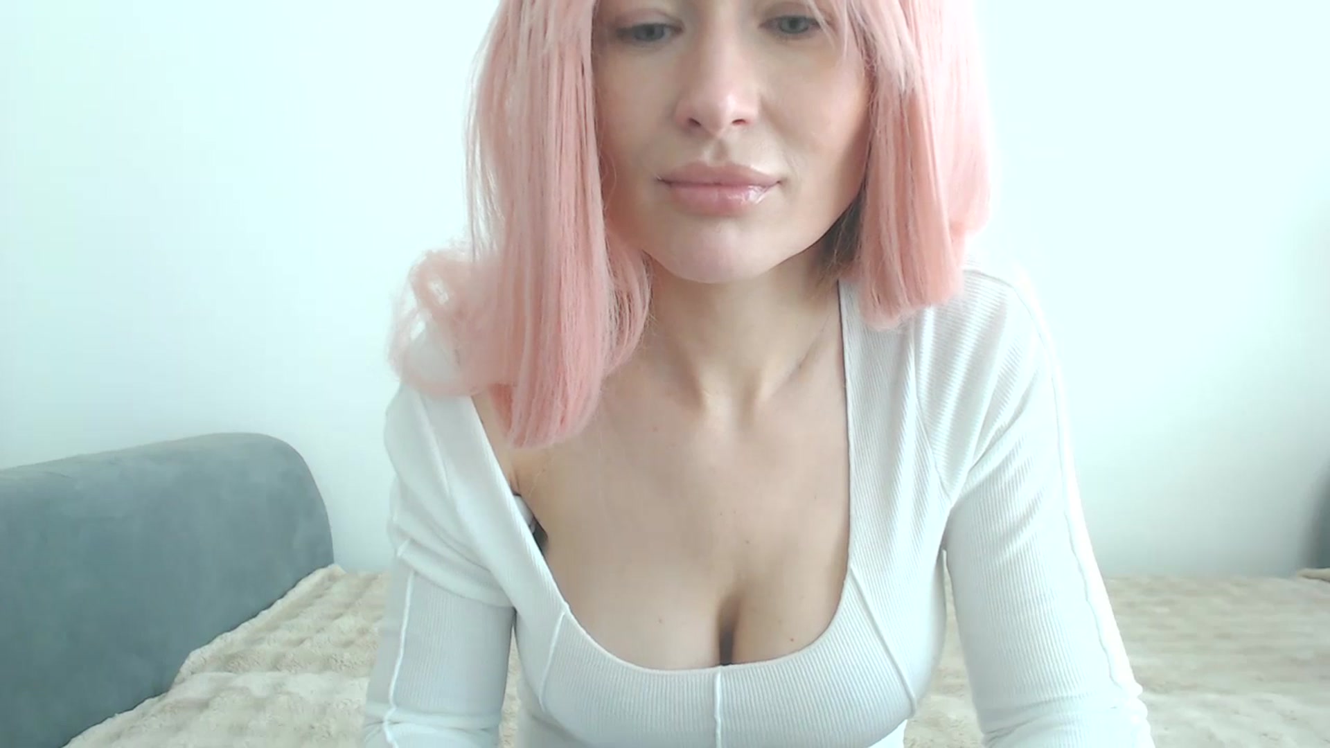 Gallery image thumbnail from yourcammodelx's myfreecams stream on, 03/09/2025, 13:52 image 4 of 20